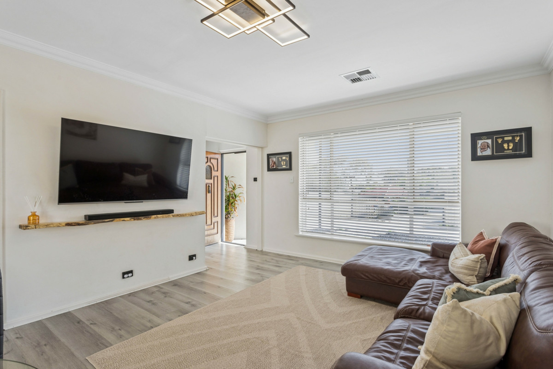 45 Campbell Drive — photo 4 of 22