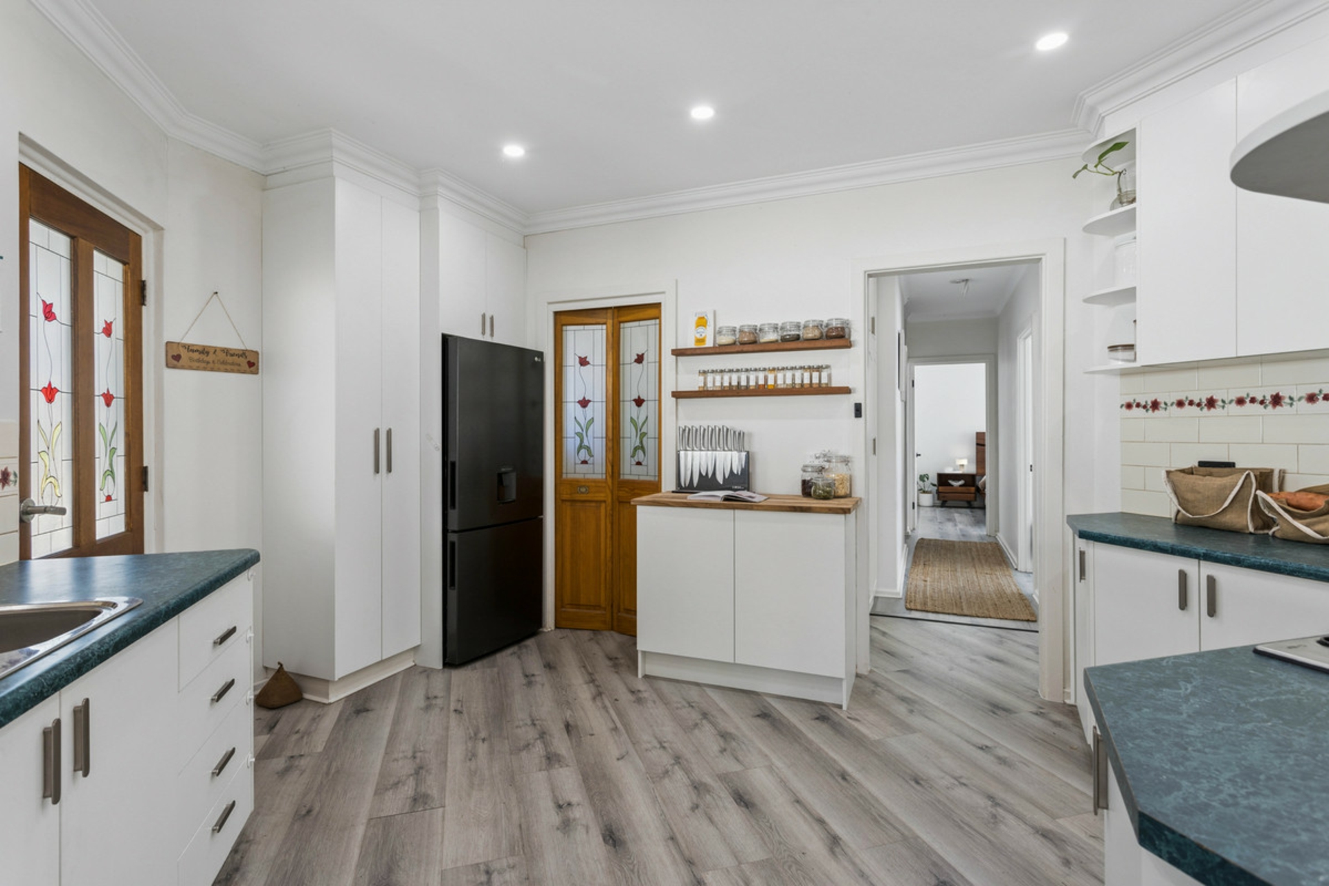 45 Campbell Drive — photo 8 of 22