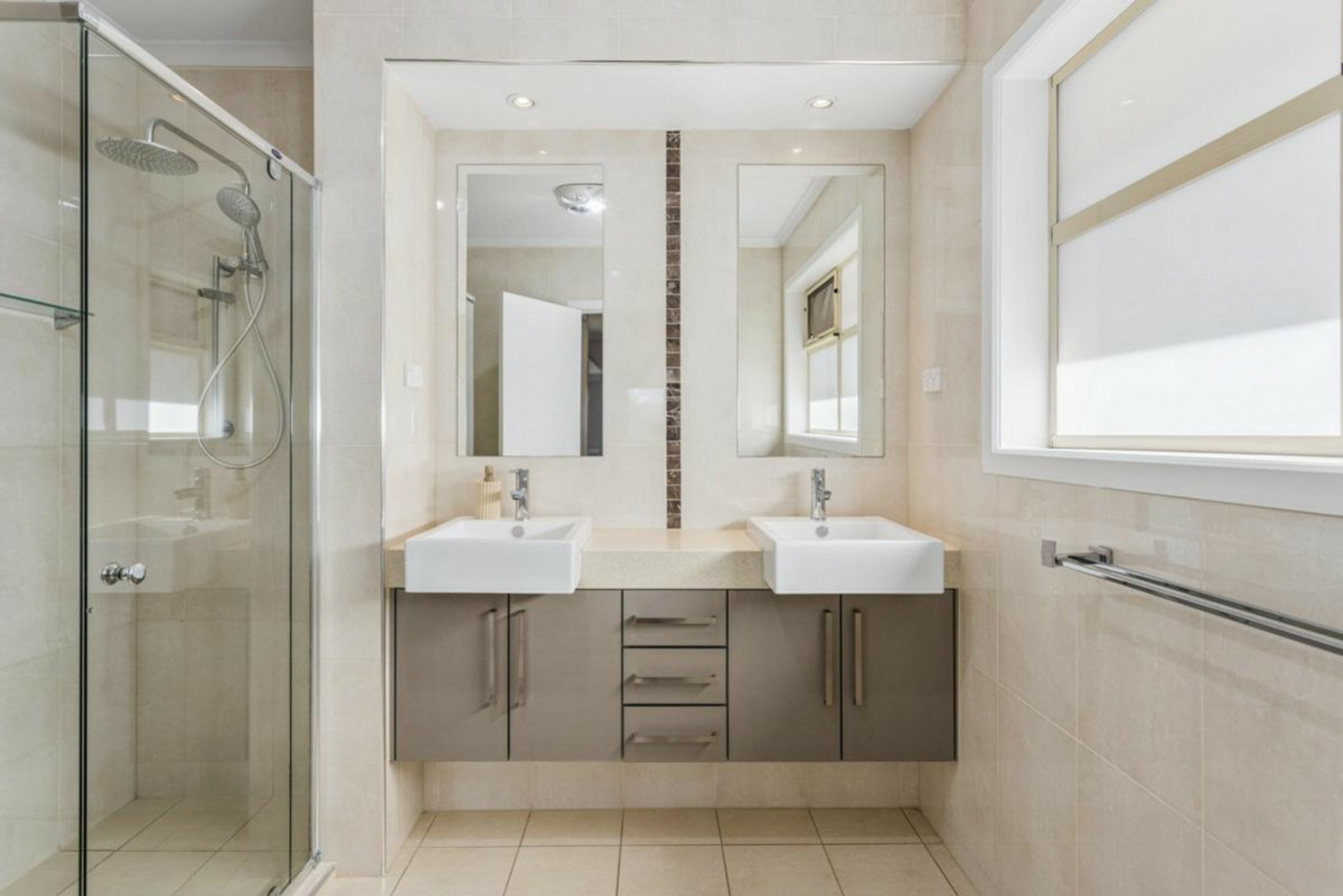 8 Borduy Place — photo 12 of 19