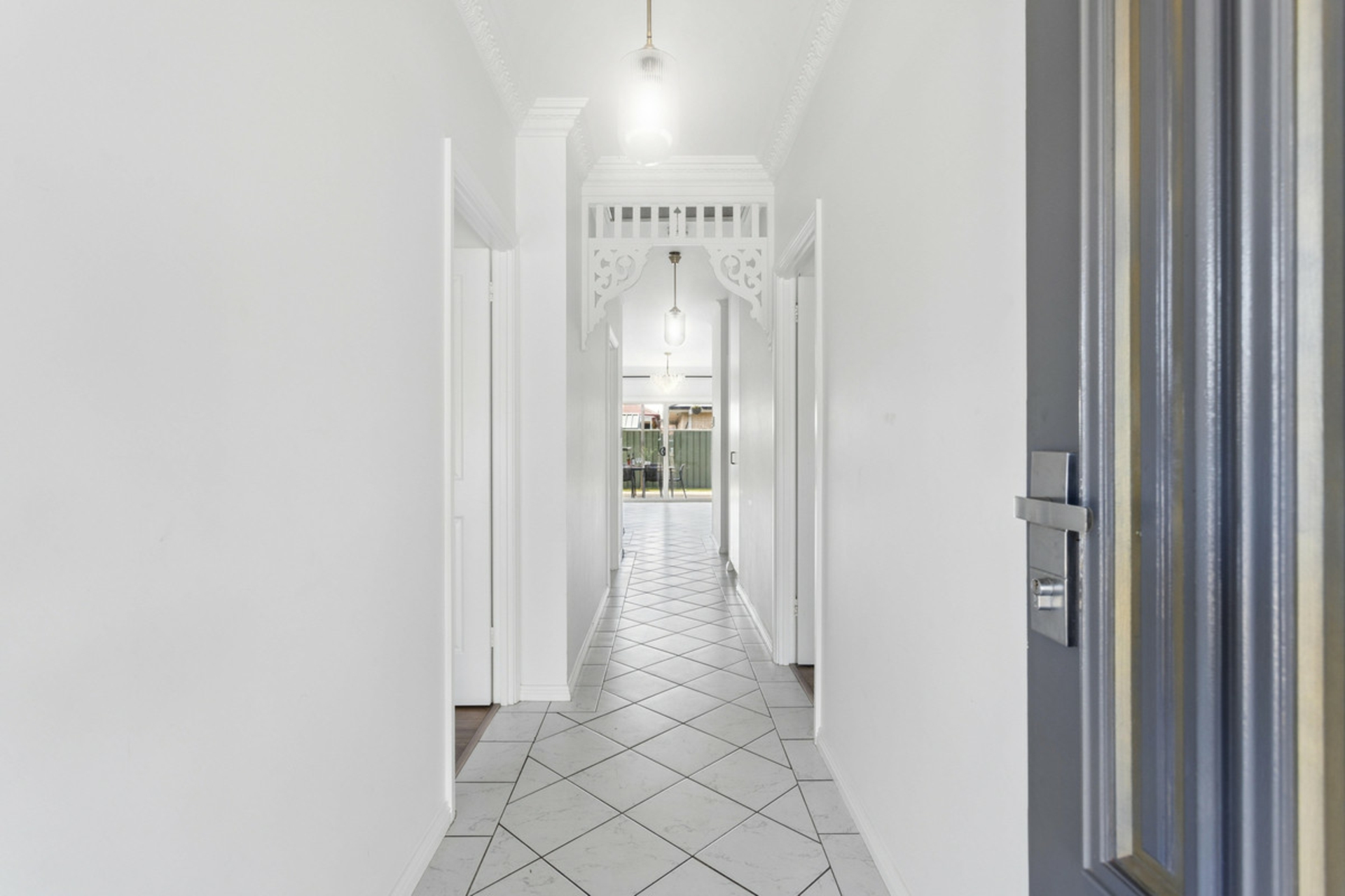 20 Innes Circuit — photo 2 of 12