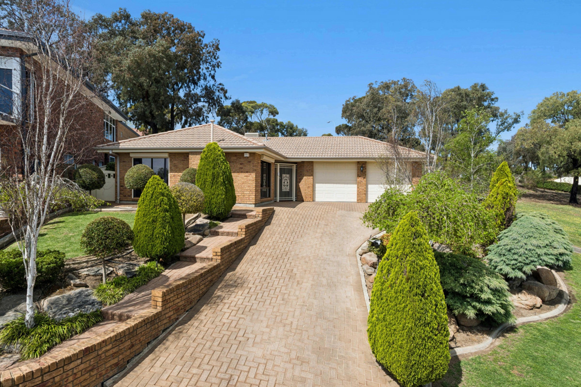 3 Napier Court — photo from LJ Hooker Property Specialists