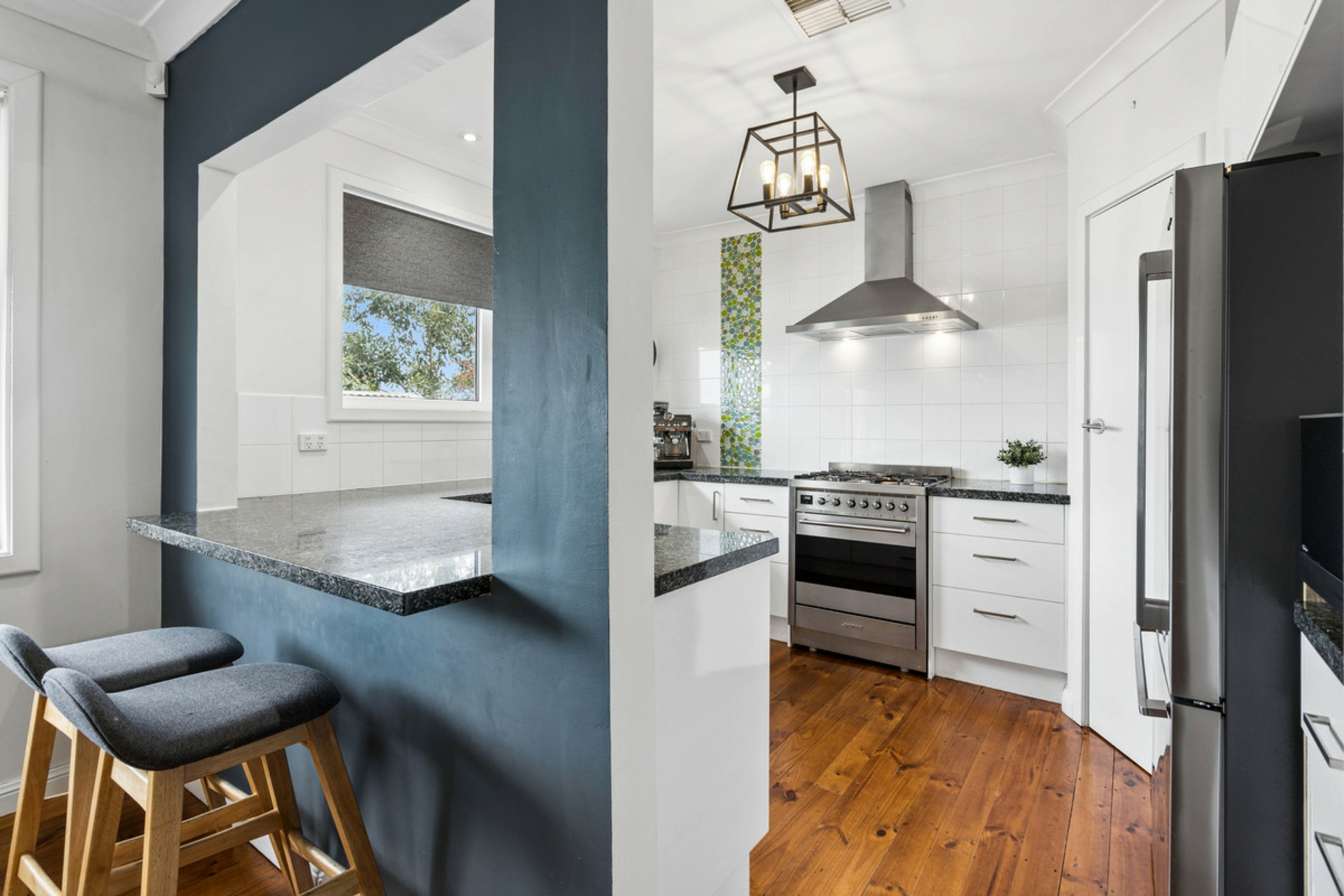 10 Karyn Place — photo 5 of 22