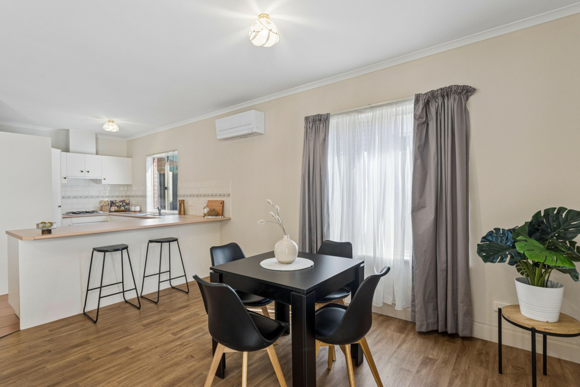 2/3 Arthur Street — photo 6 of 14