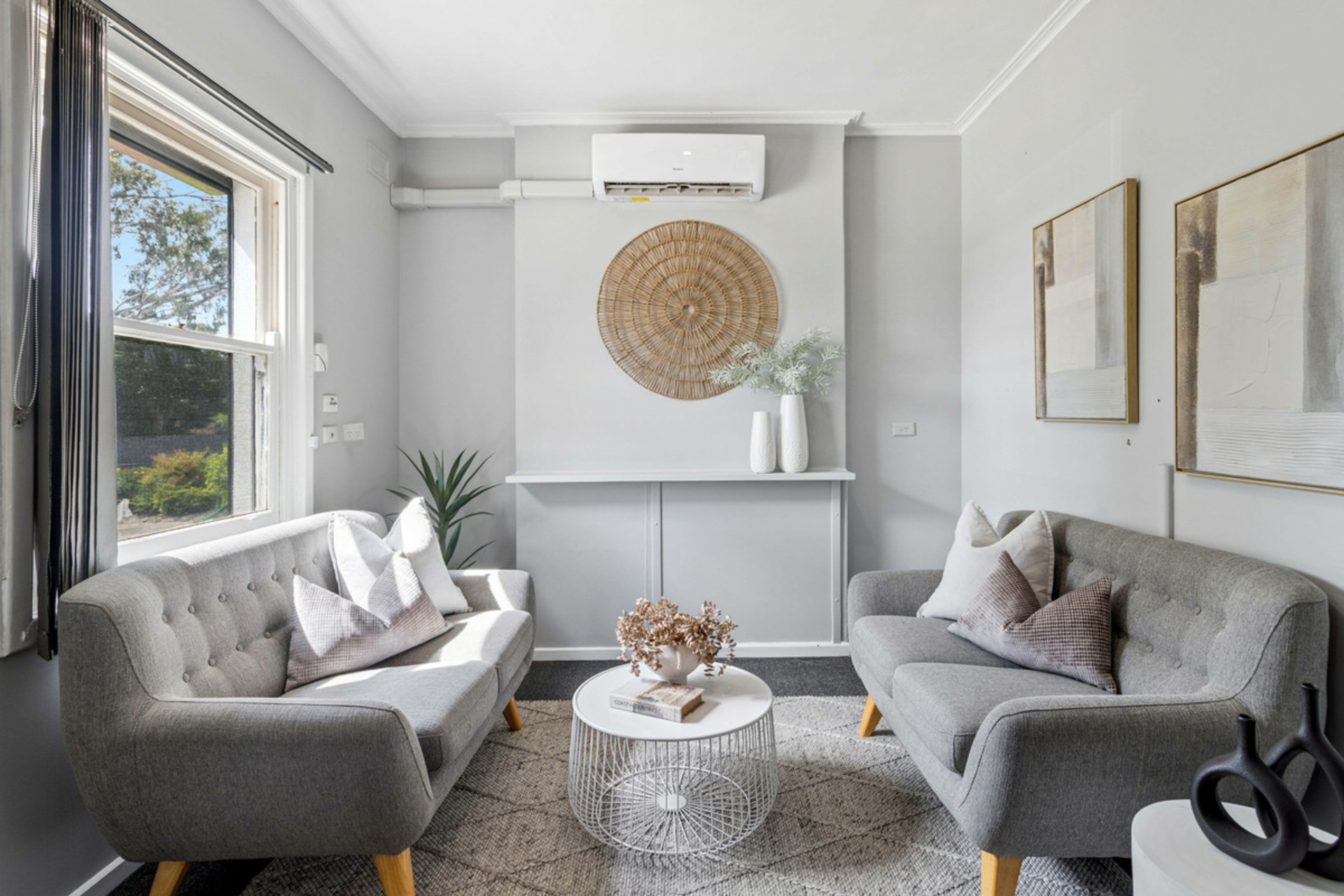 30 Burcombe Street — photo 3 of 20