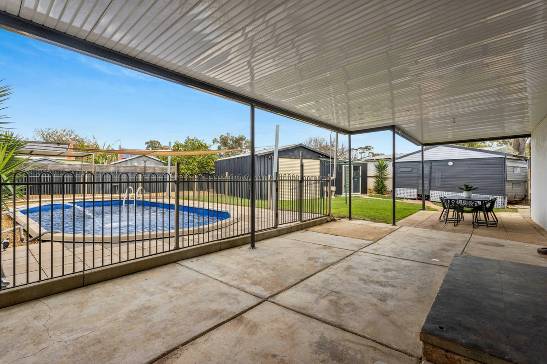 30 Burcombe Street — photo 15 of 20