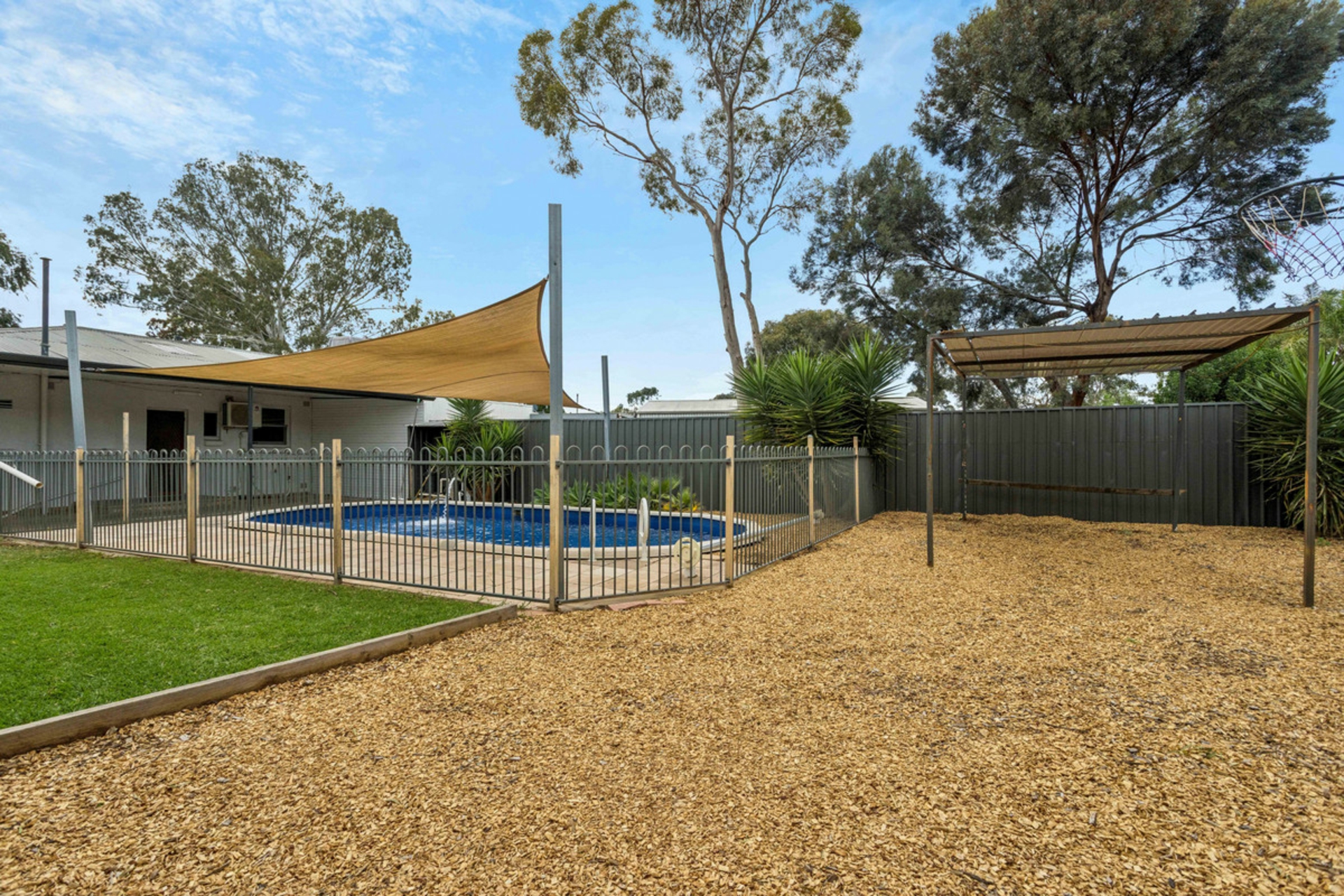 30 Burcombe Street — photo 20 of 20