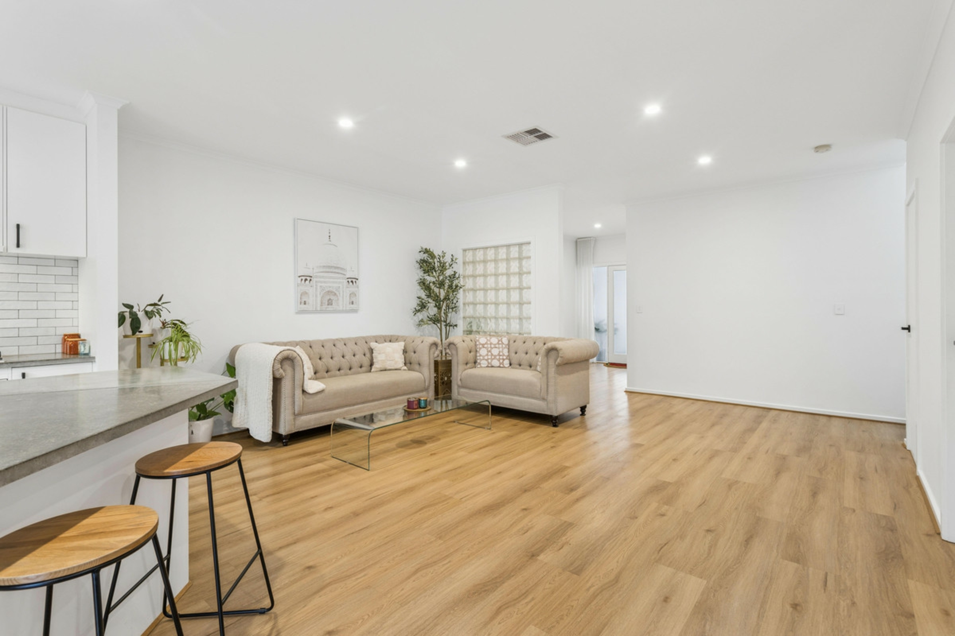 34 The Strand — photo 11 of 24