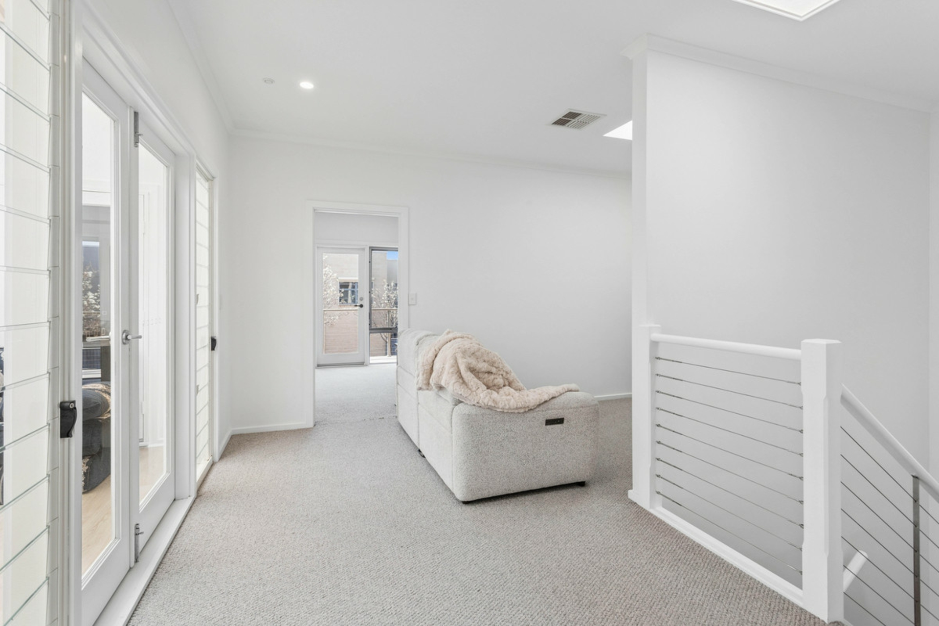 34 The Strand — photo 12 of 24