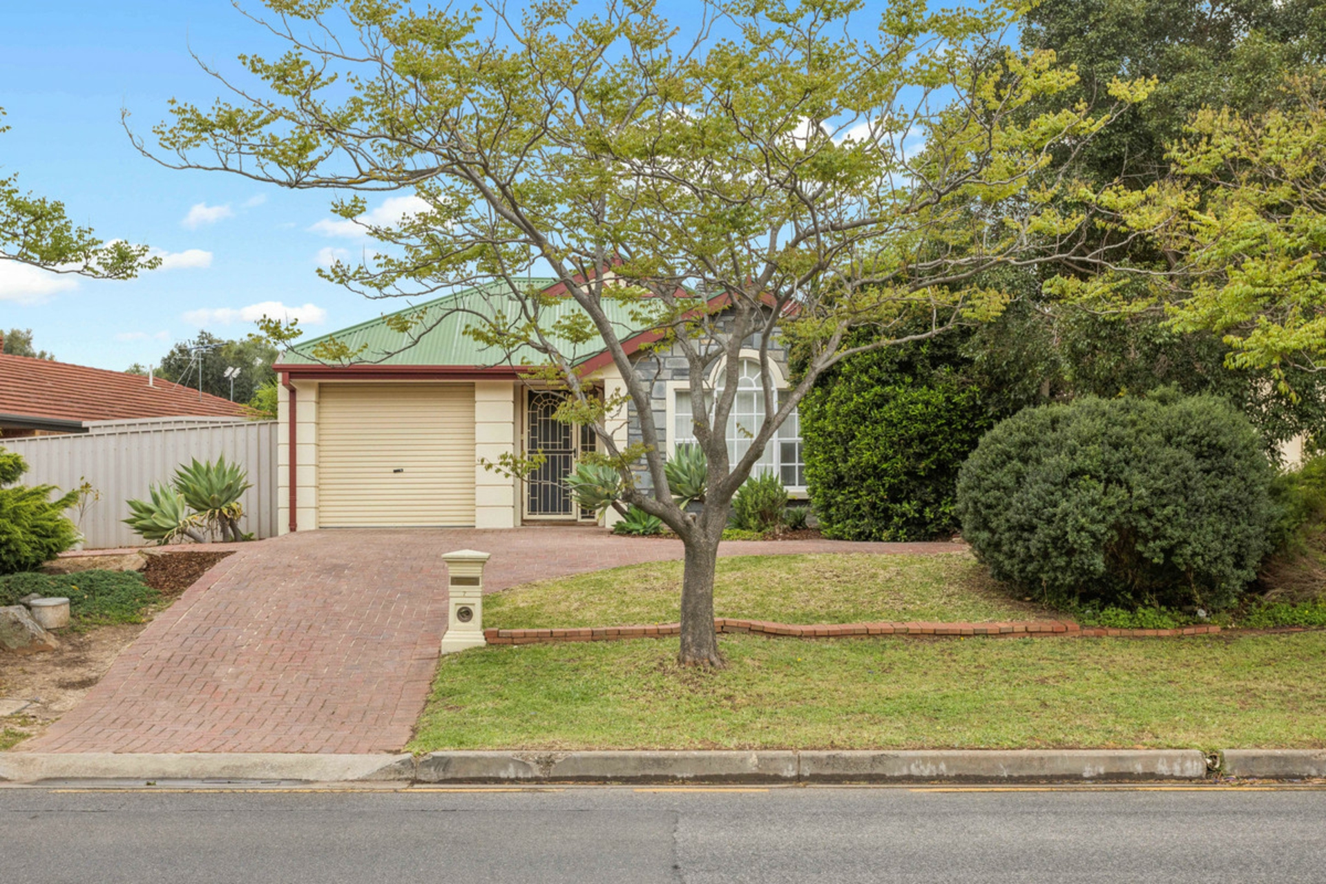 7 Laburnum Drive — photo from LJ Hooker Property Specialists