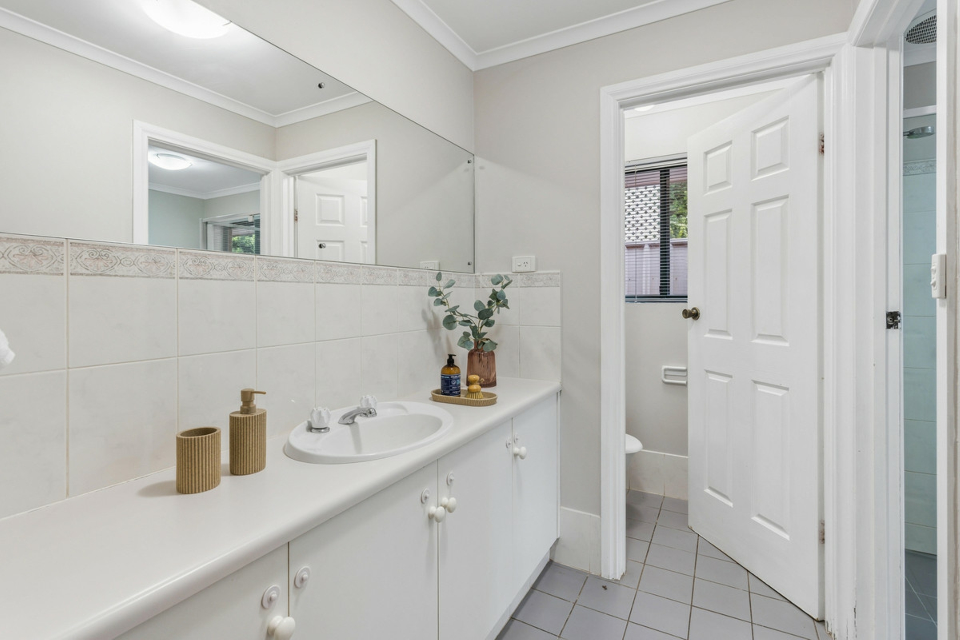 7 Laburnum Drive — photo 5 of 20