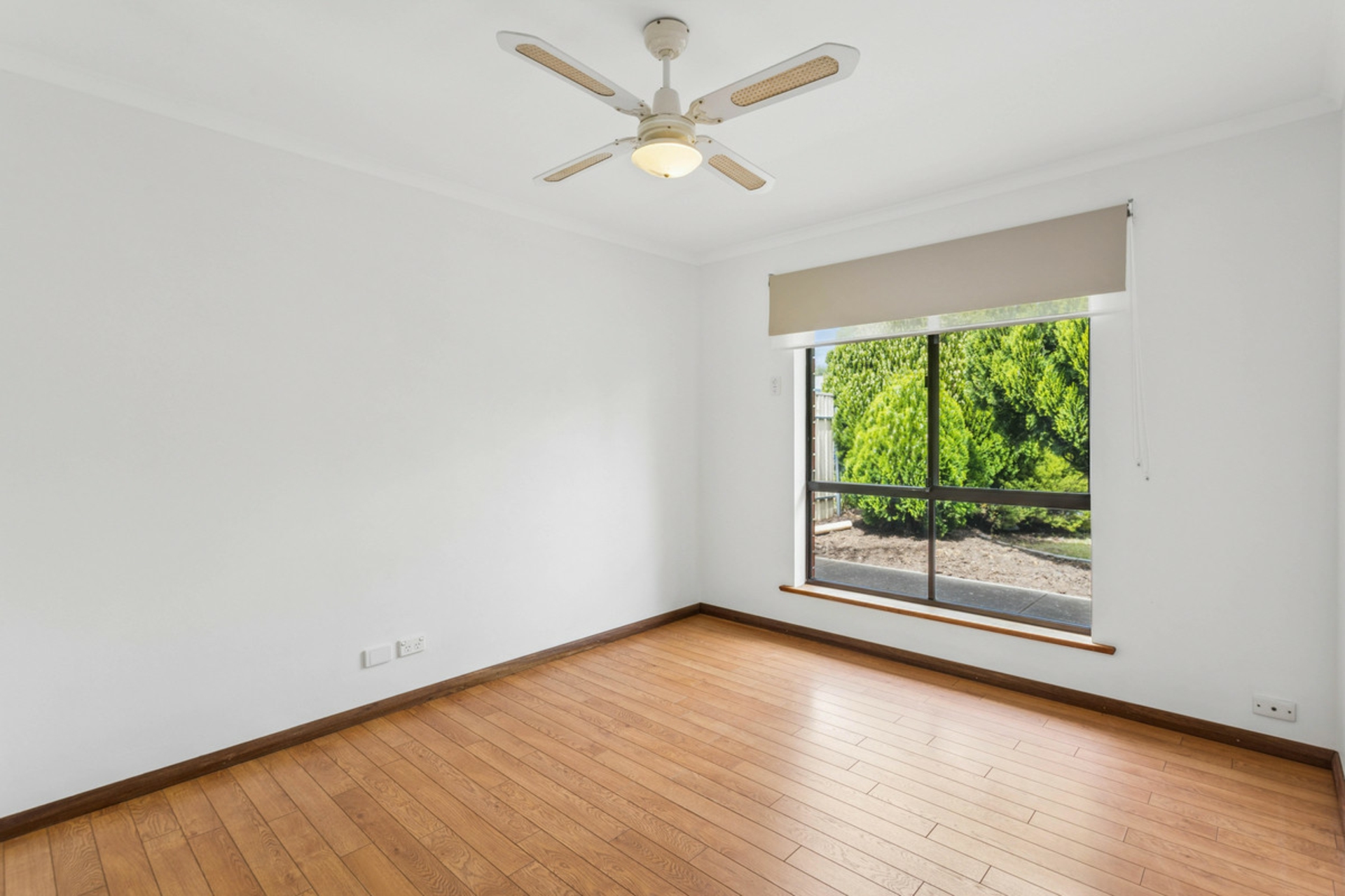 40 Sterling Court — photo 10 of 19