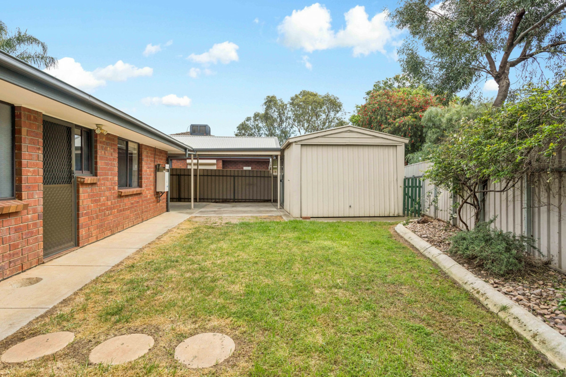 40 Sterling Court — photo 17 of 19