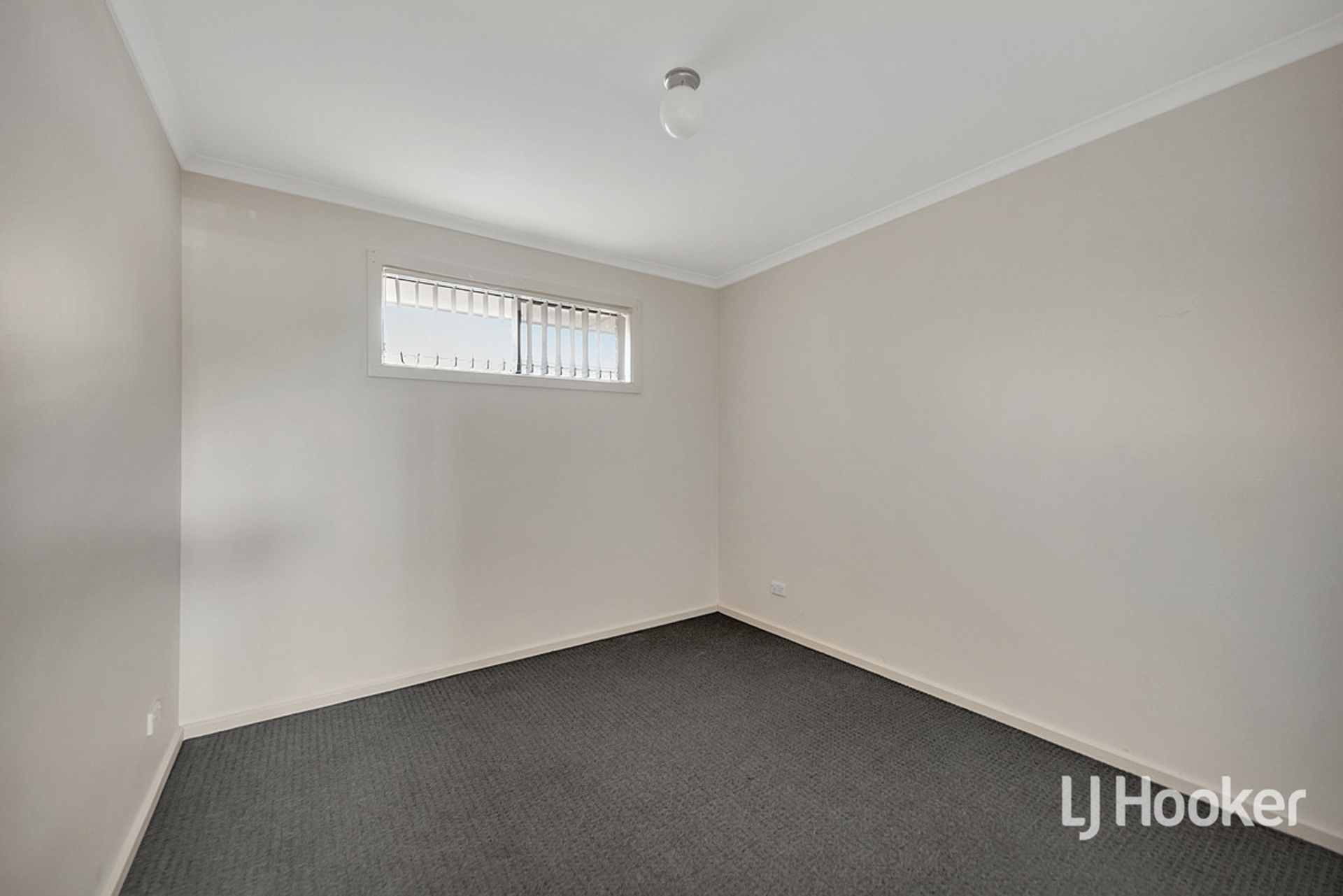 27 Jane Street — photo 10 of 11