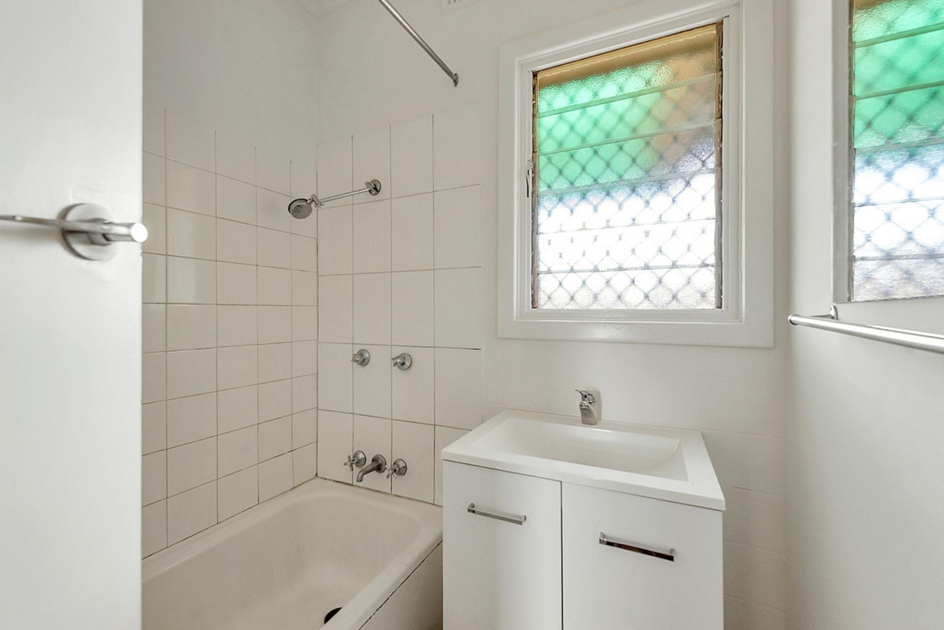 25 Kingsbury Street — photo 8 of 10