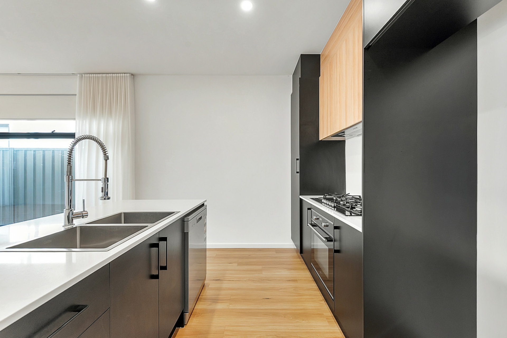 24 Bentley Drive — photo 3 of 17
