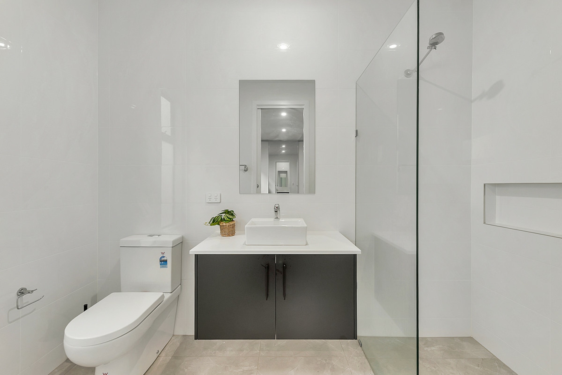 24 Bentley Drive — photo 7 of 17