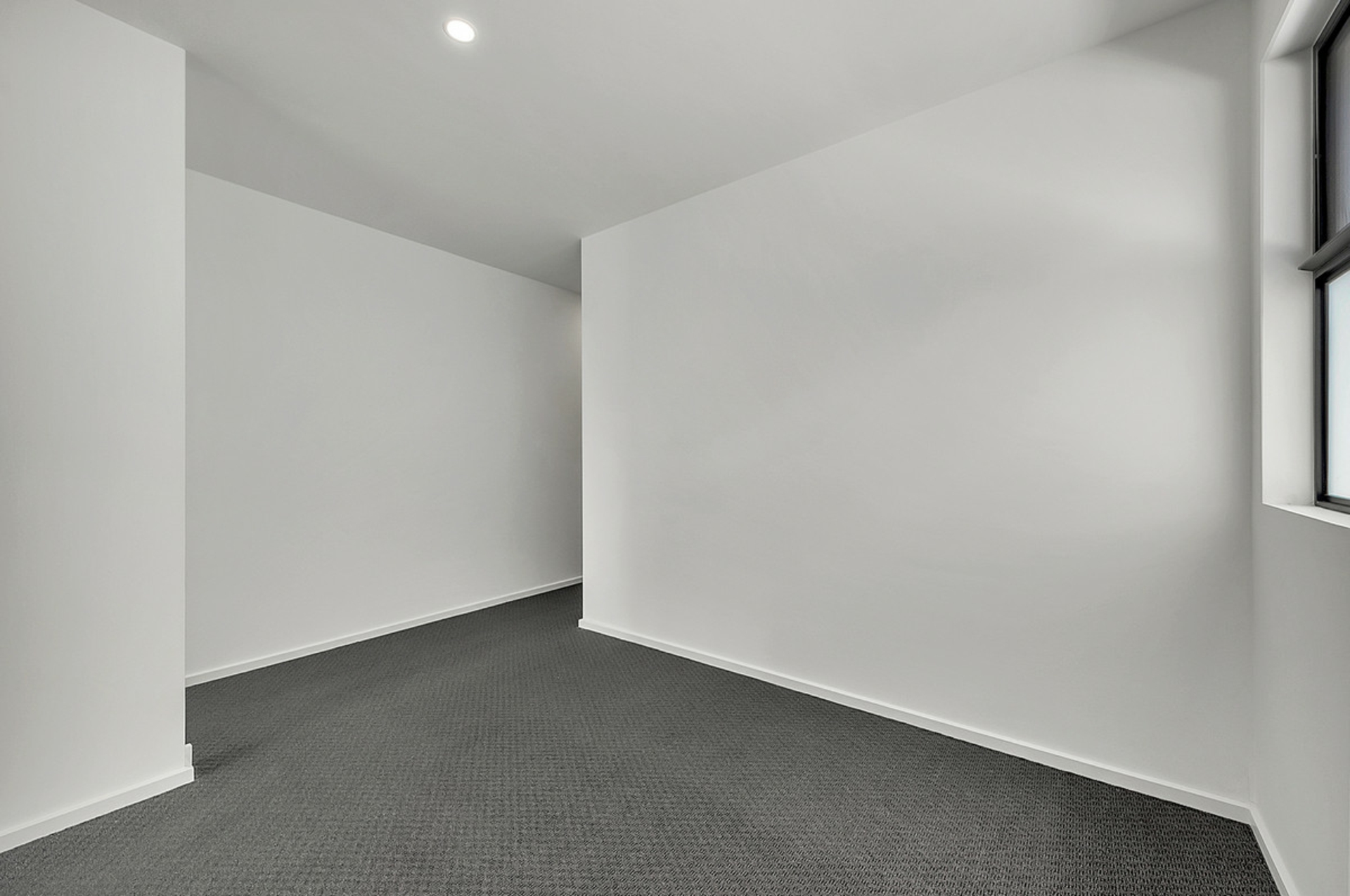 24 Bentley Drive — photo 8 of 17