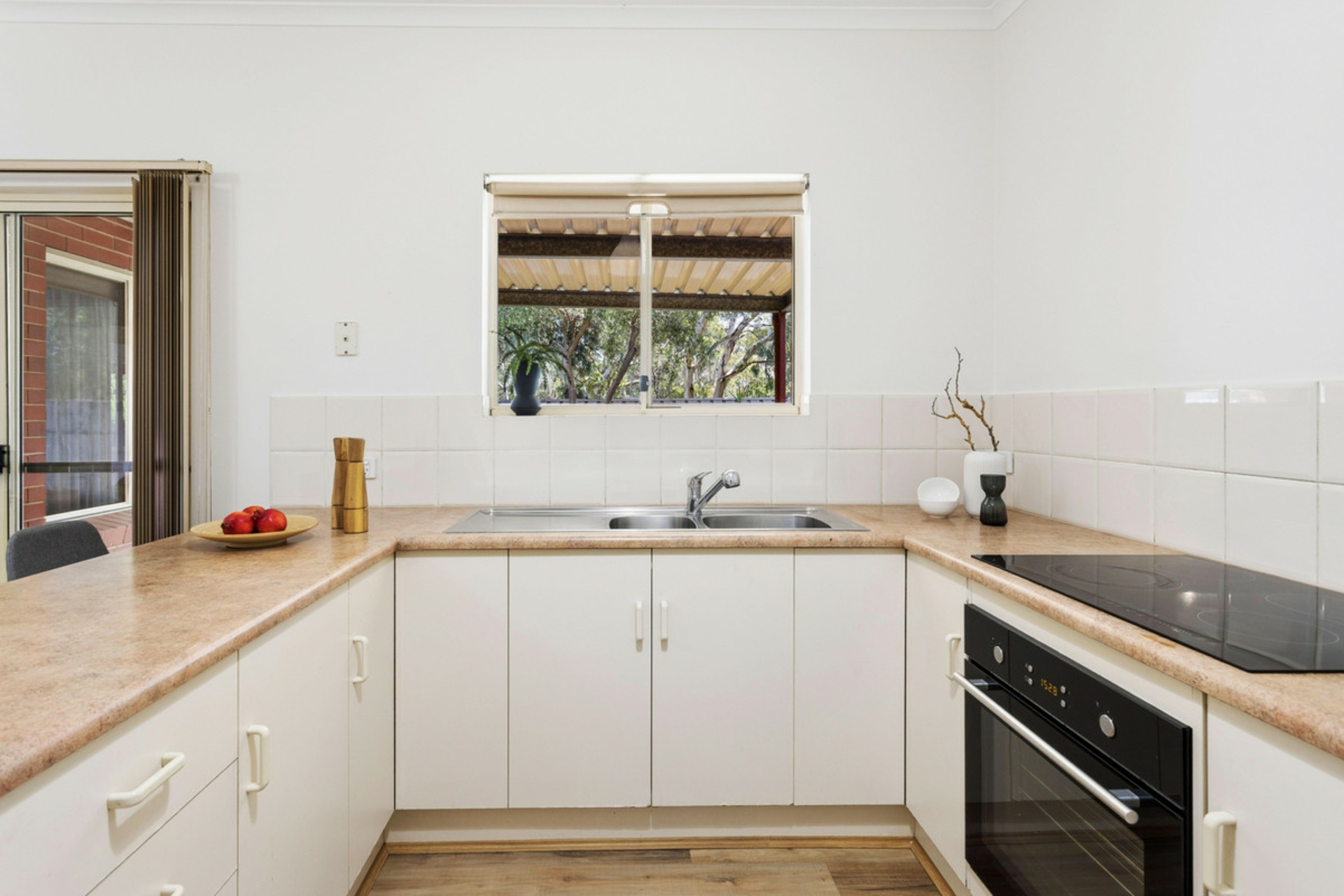6/508 Wright Road — photo 6 of 18