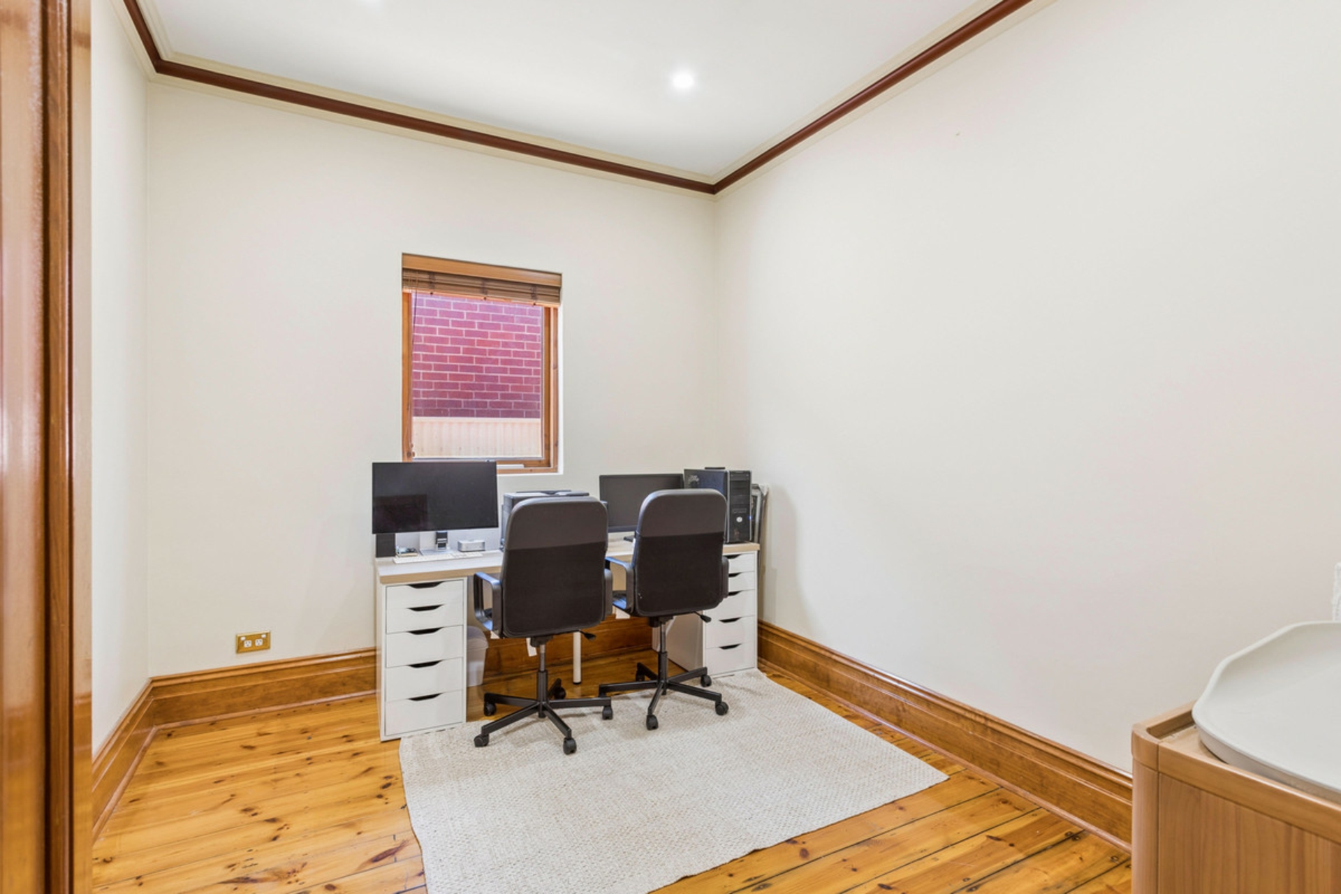 7 Tarragon Street — photo 13 of 22