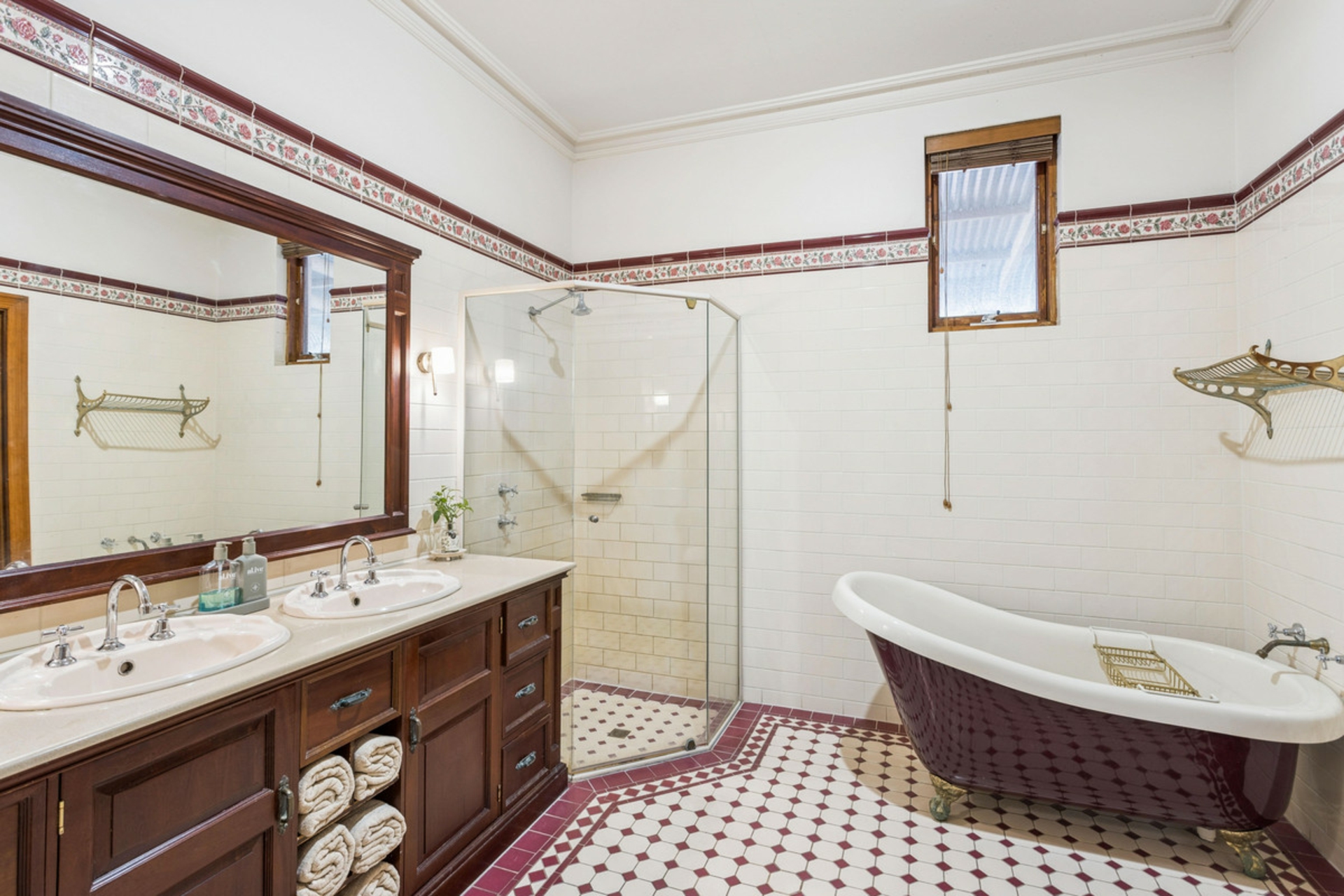 7 Tarragon Street — photo 14 of 22