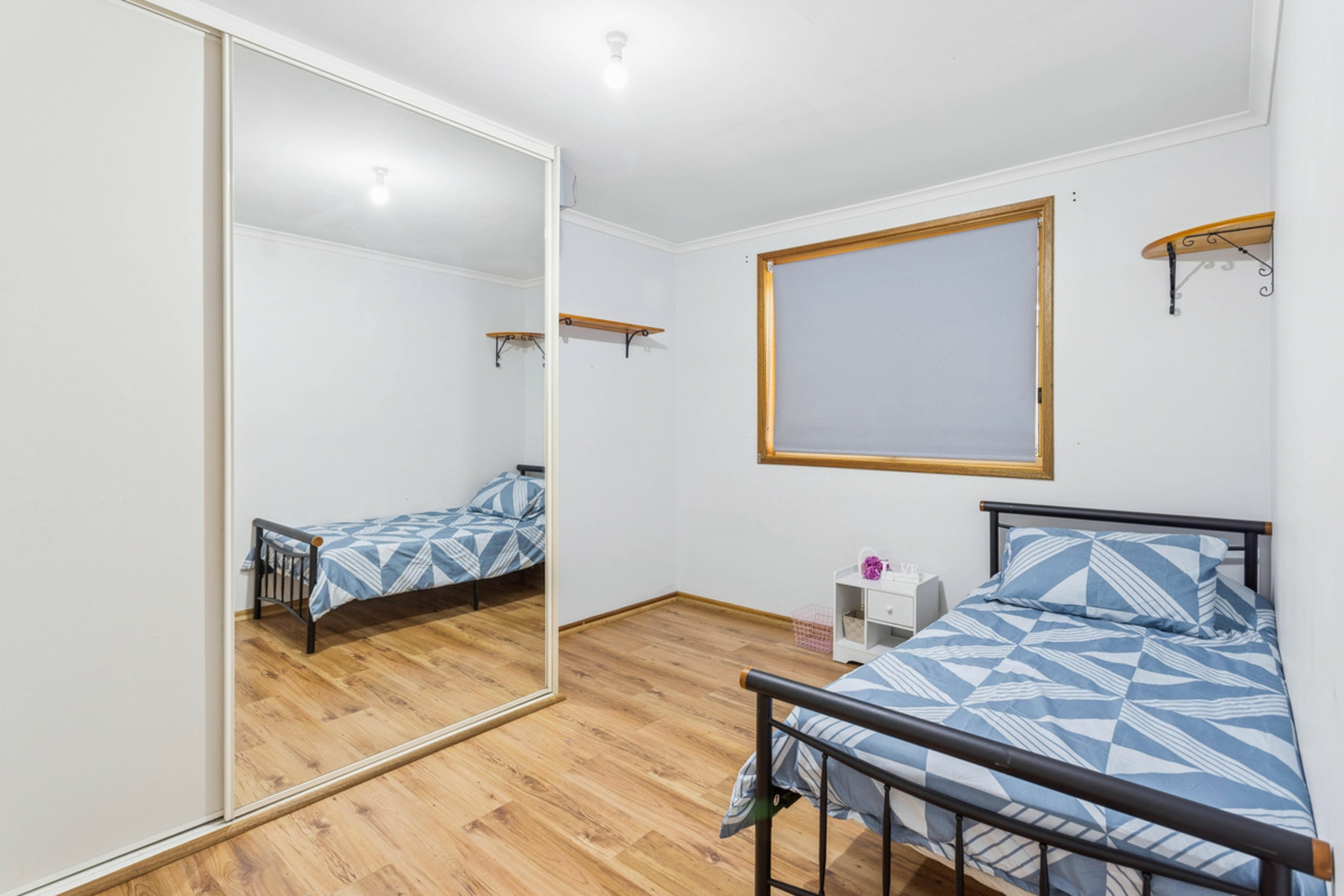 8 Burns Avenue — photo 12 of 23