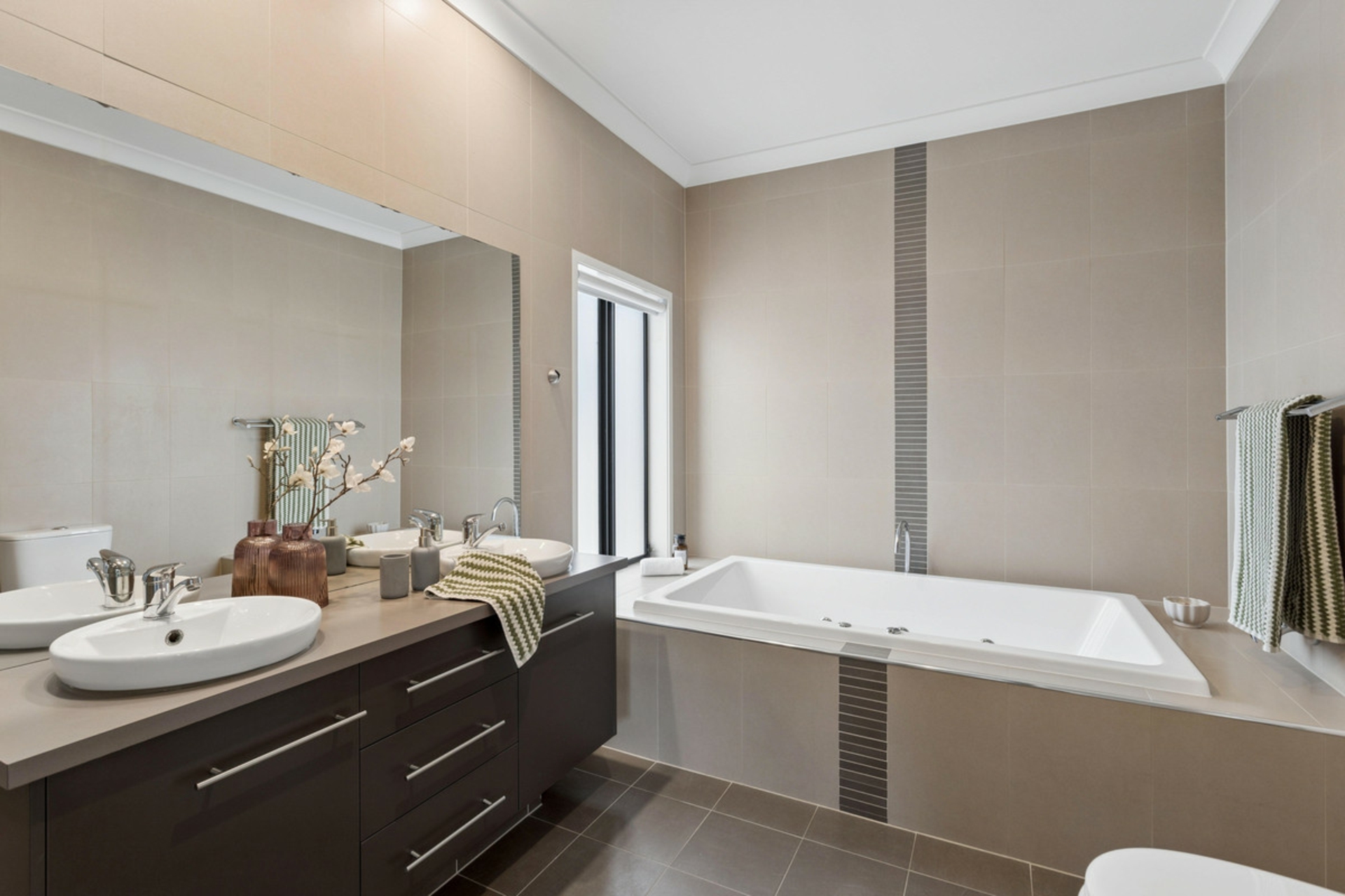 6 Constance Court — photo 10 of 30