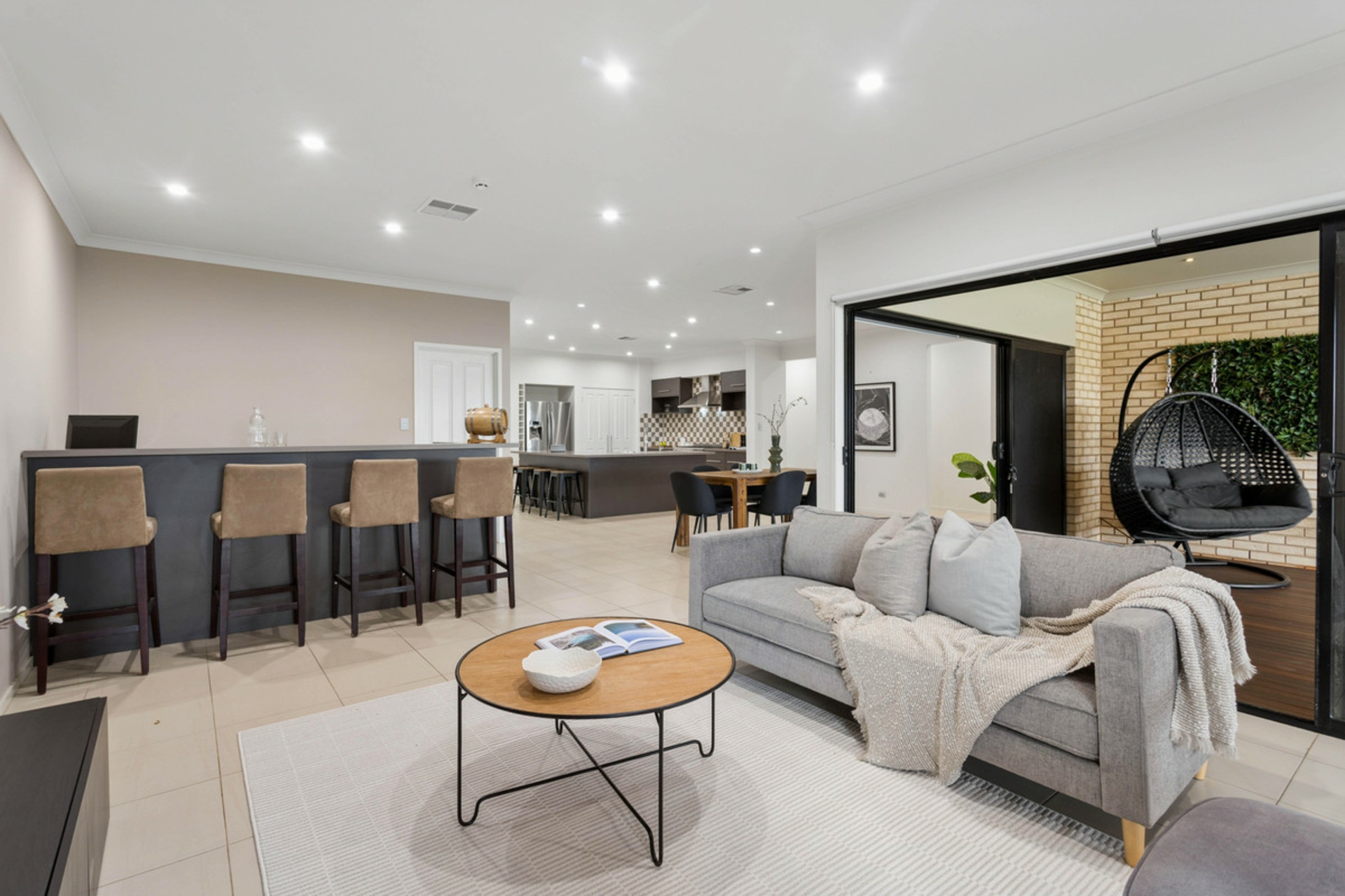 6 Constance Court — photo 16 of 30