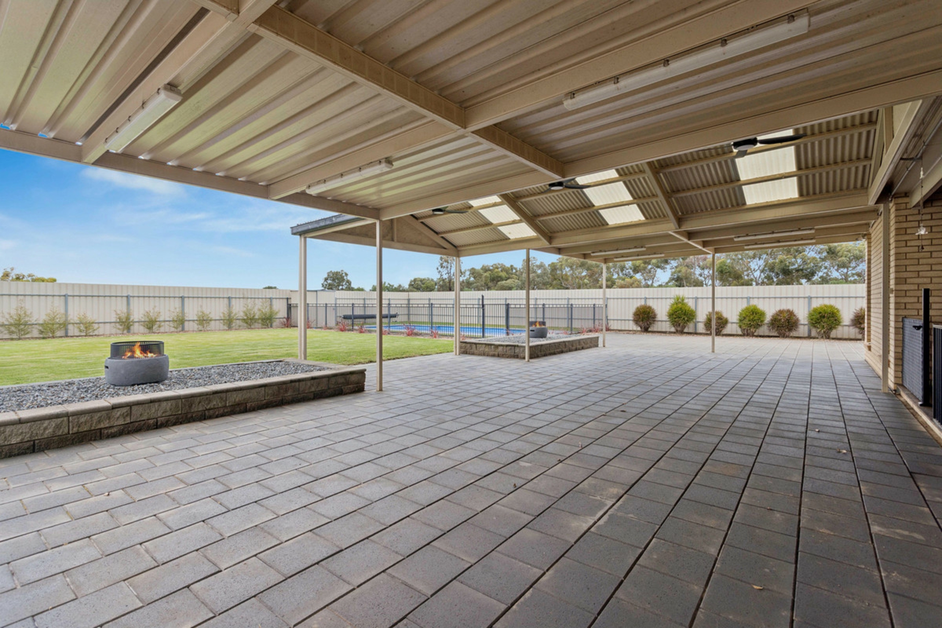 6 Constance Court — photo 20 of 30
