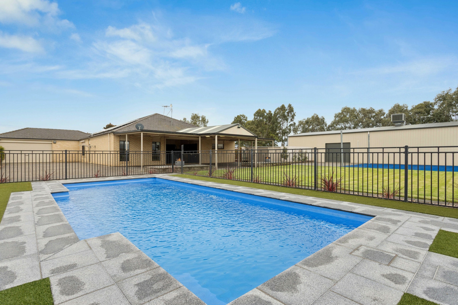 6 Constance Court — photo 21 of 30