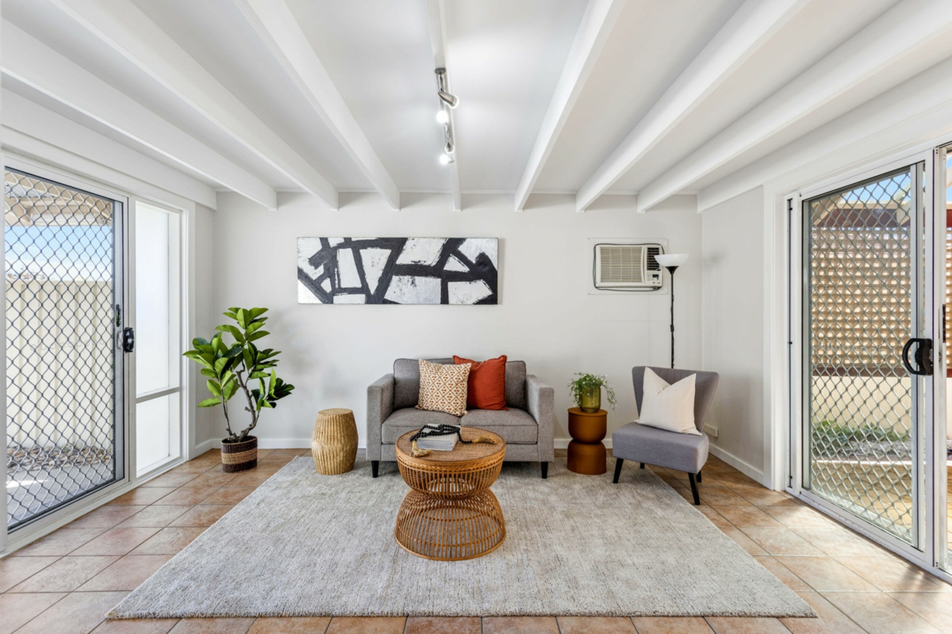 24 Glengyle Avenue — photo 8 of 22