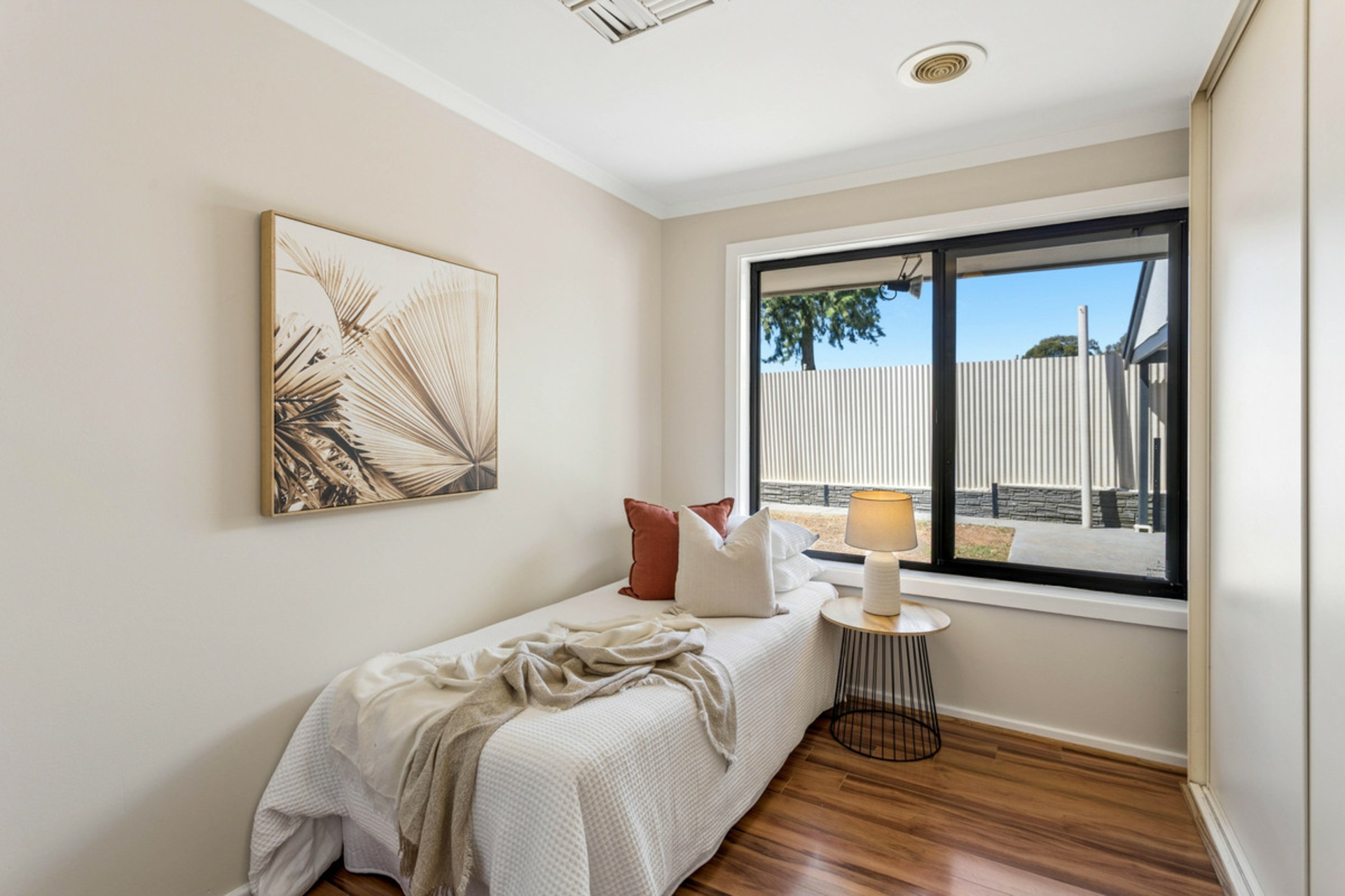 24 Glengyle Avenue — photo 12 of 22