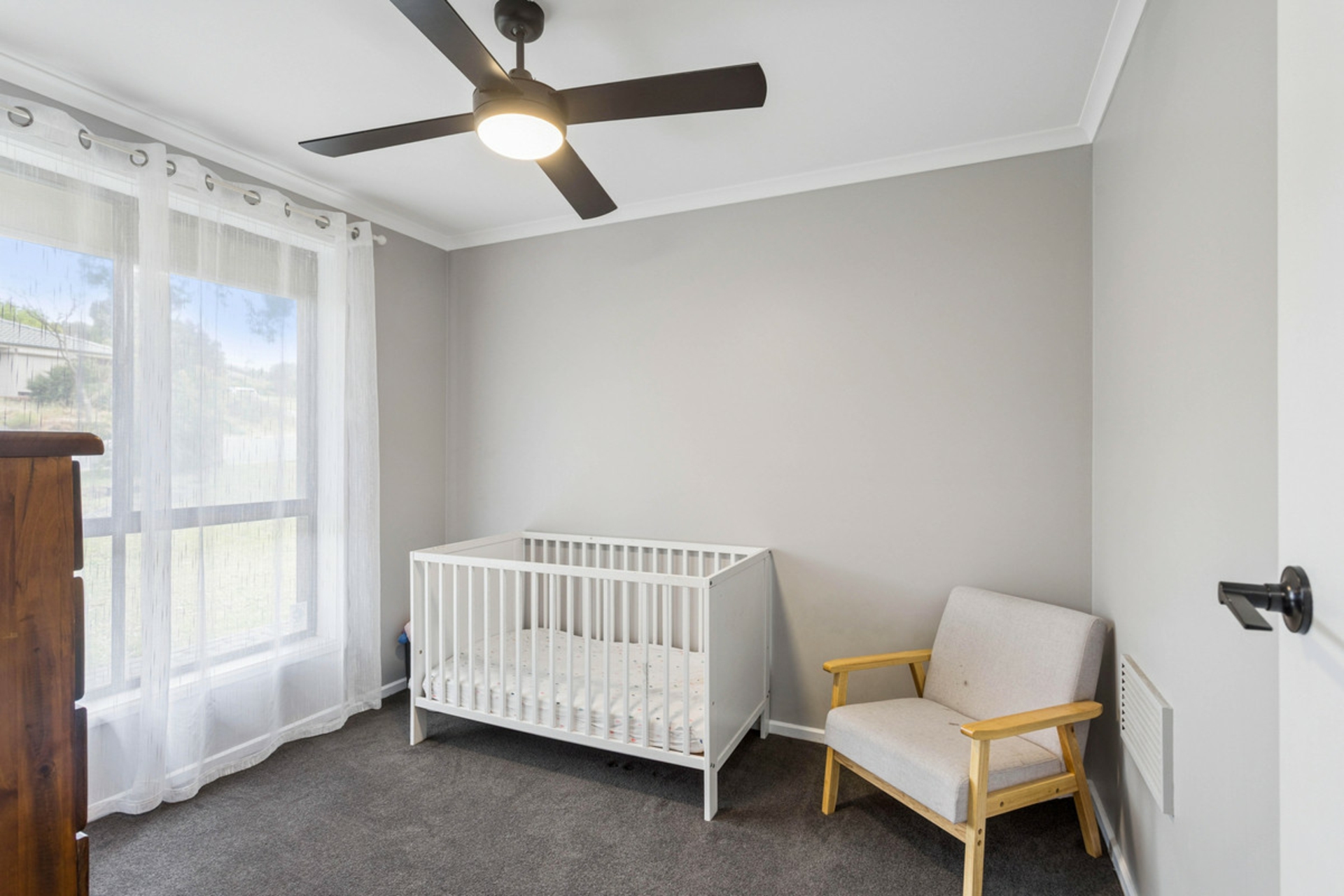 8 Sherry Court — photo 10 of 17
