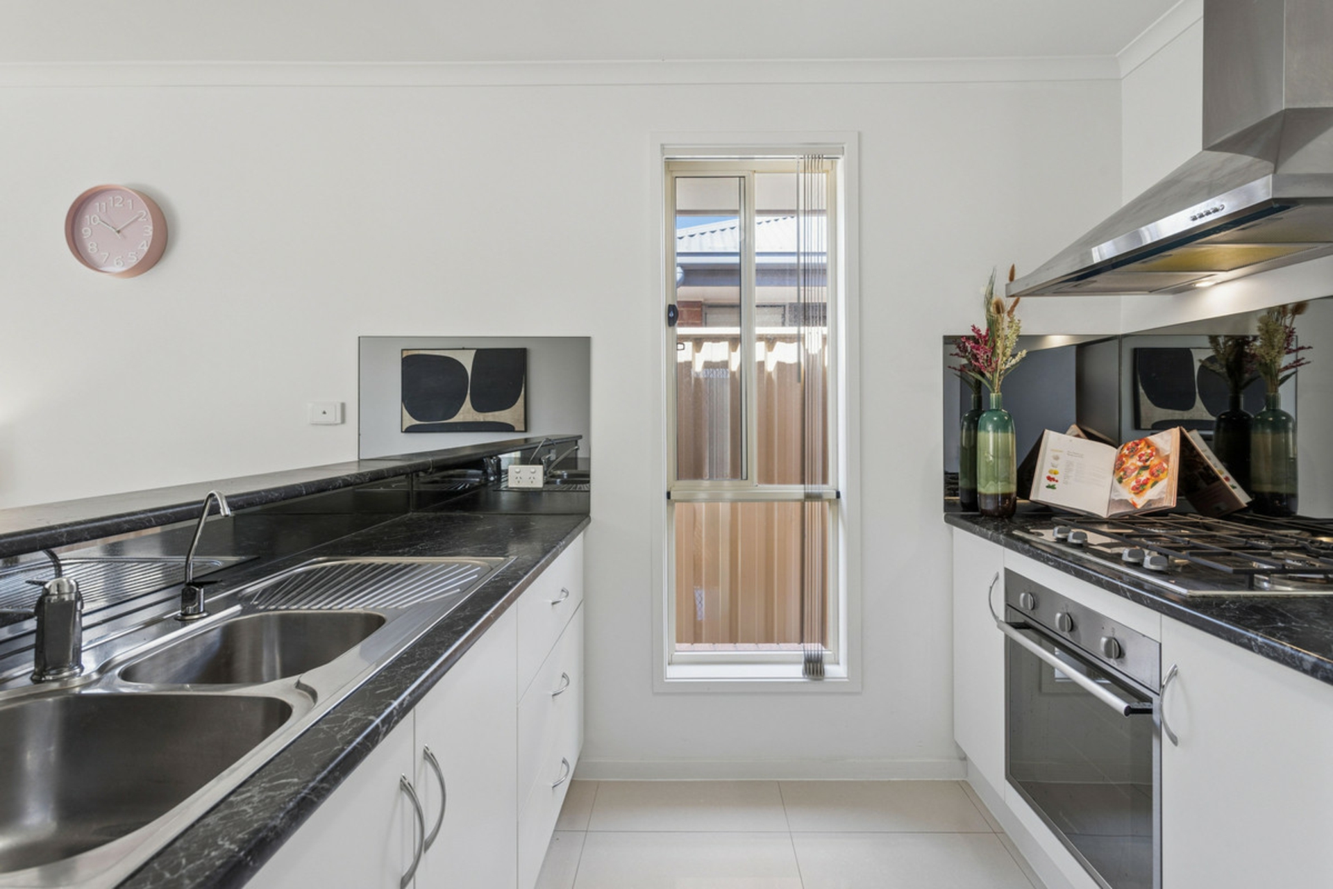 10 Flynn Street — photo 7 of 21