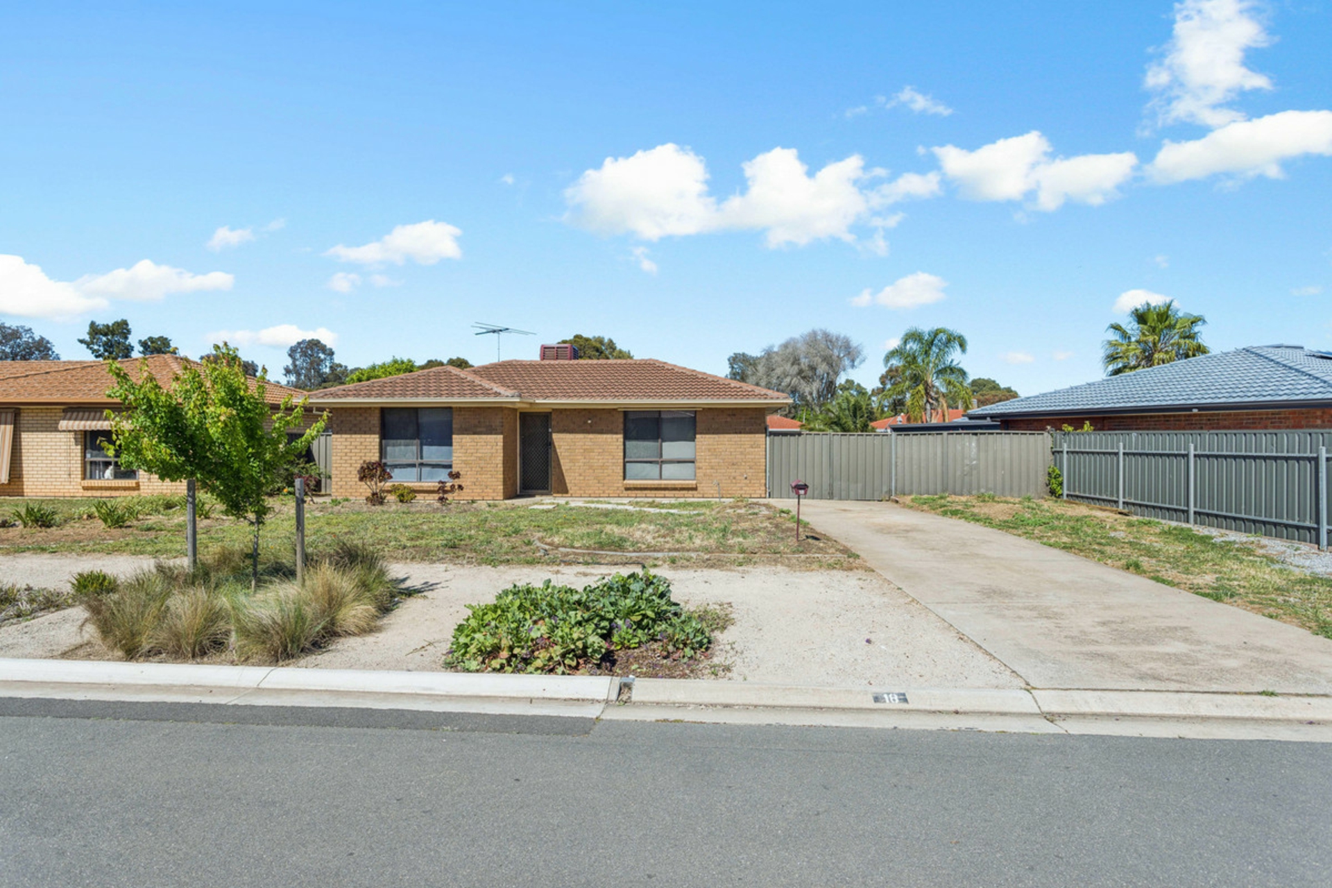 18 Boyara Crescent — photo from LJ Hooker Property Specialists
