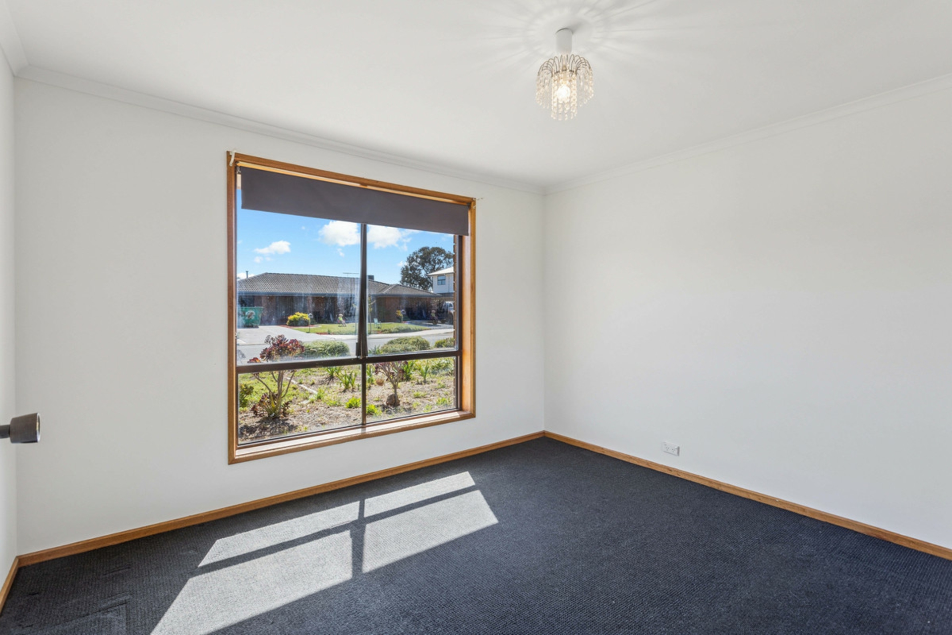 18 Boyara Crescent — photo 8 of 15