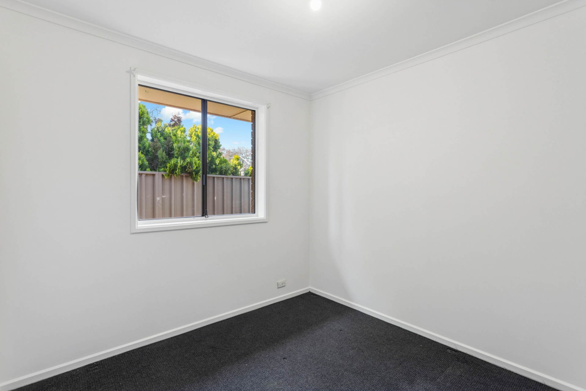18 Boyara Crescent — photo 10 of 15