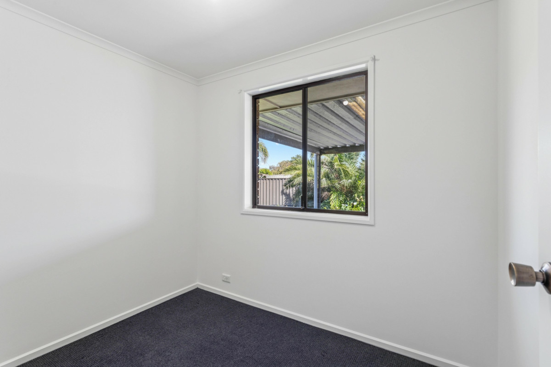 18 Boyara Crescent — photo 11 of 15
