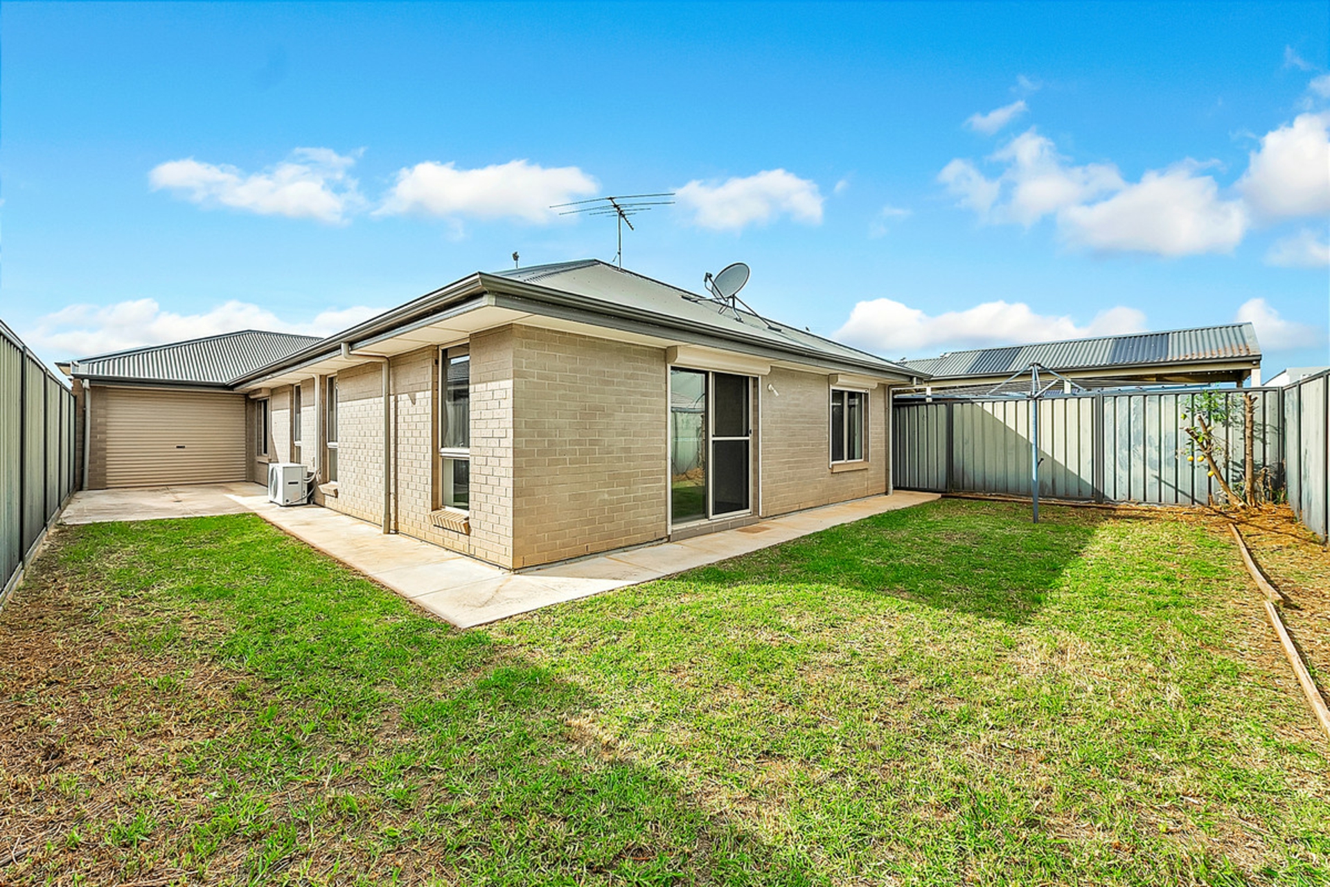 11 Riesling Crescent — photo 11 of 11