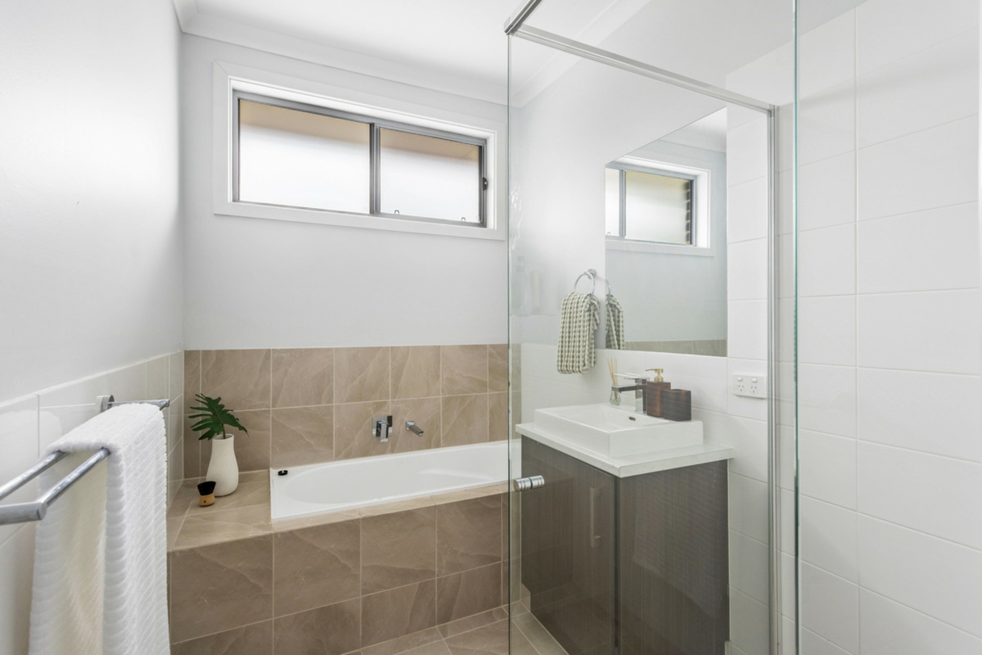 13 Taylor Avenue — photo 16 of 23