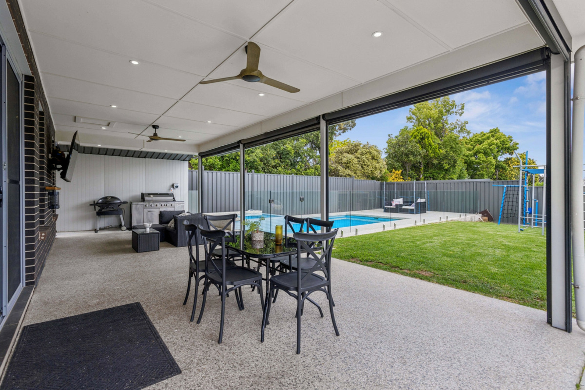 13 Taylor Avenue — photo 19 of 23