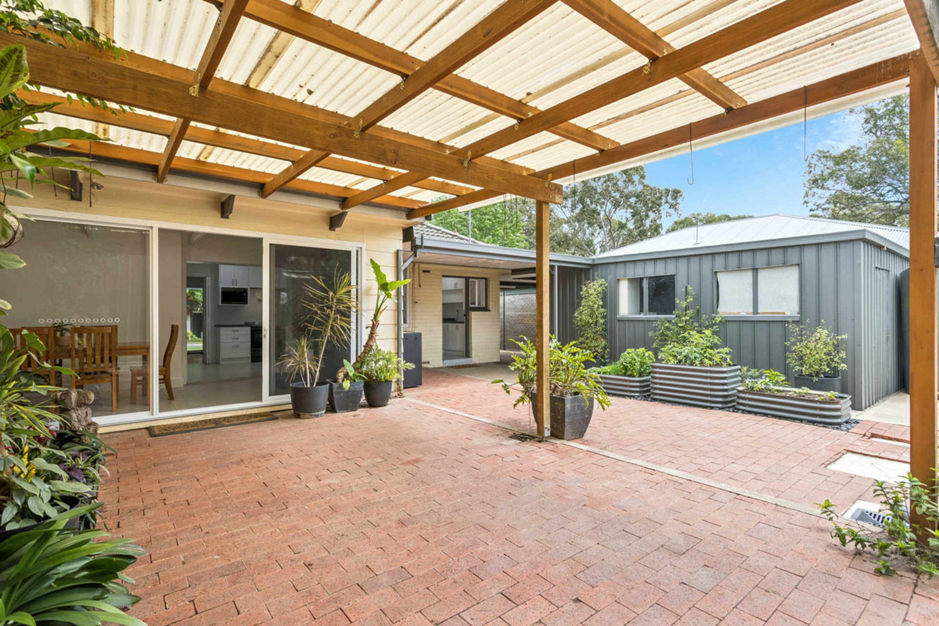 25 Crafter Street — photo 18 of 24