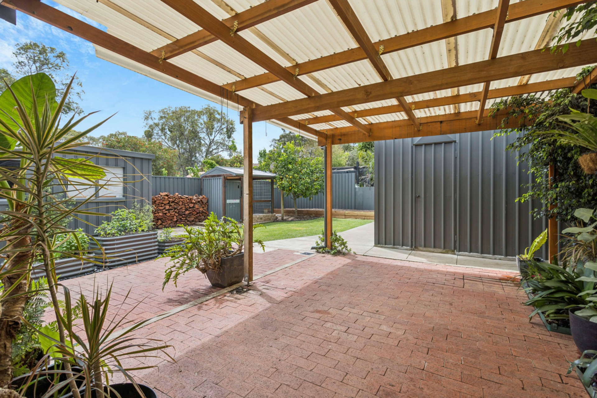 25 Crafter Street — photo 19 of 24