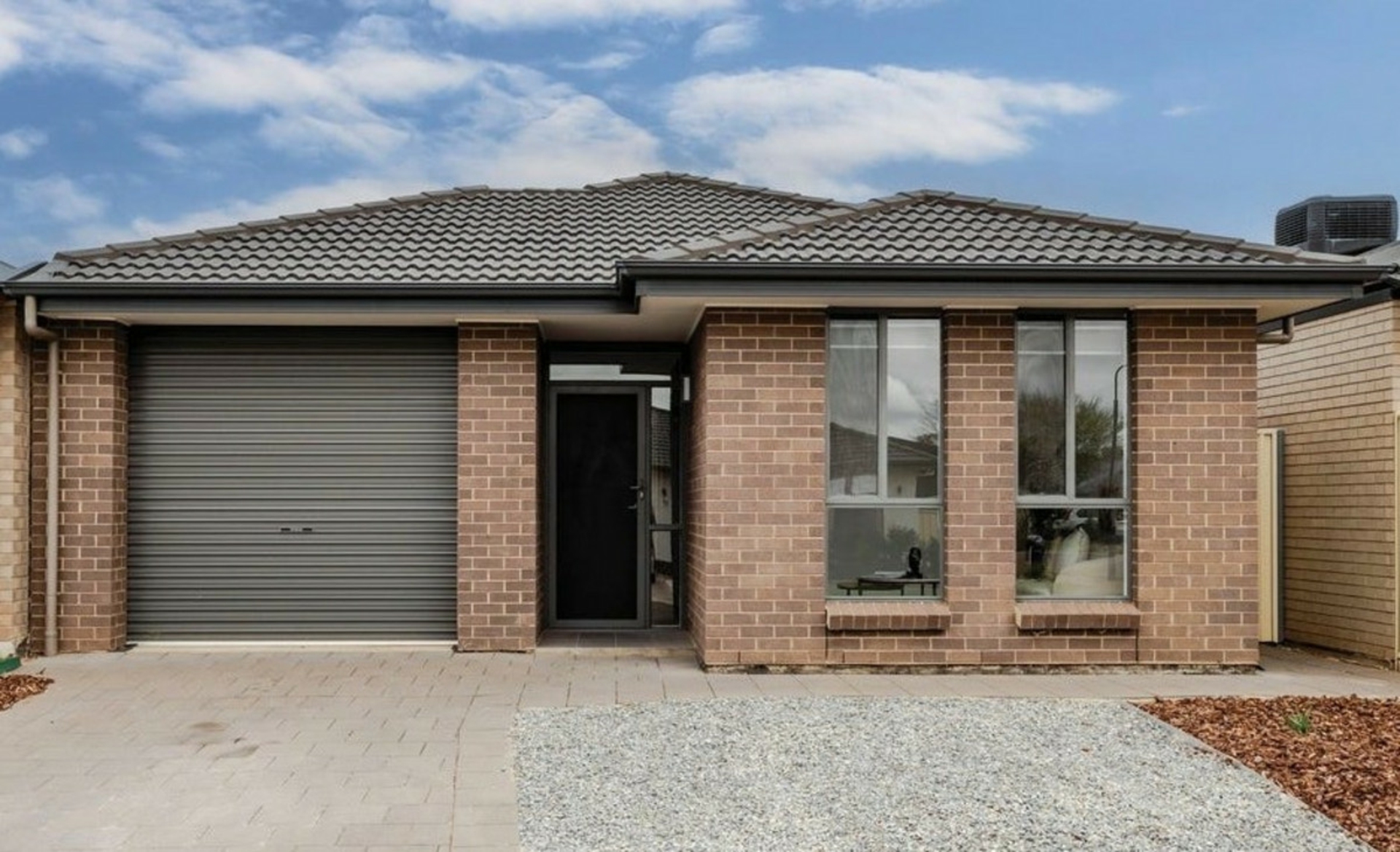 30 Oxford Avenue — photo from LJ Hooker Property Specialists