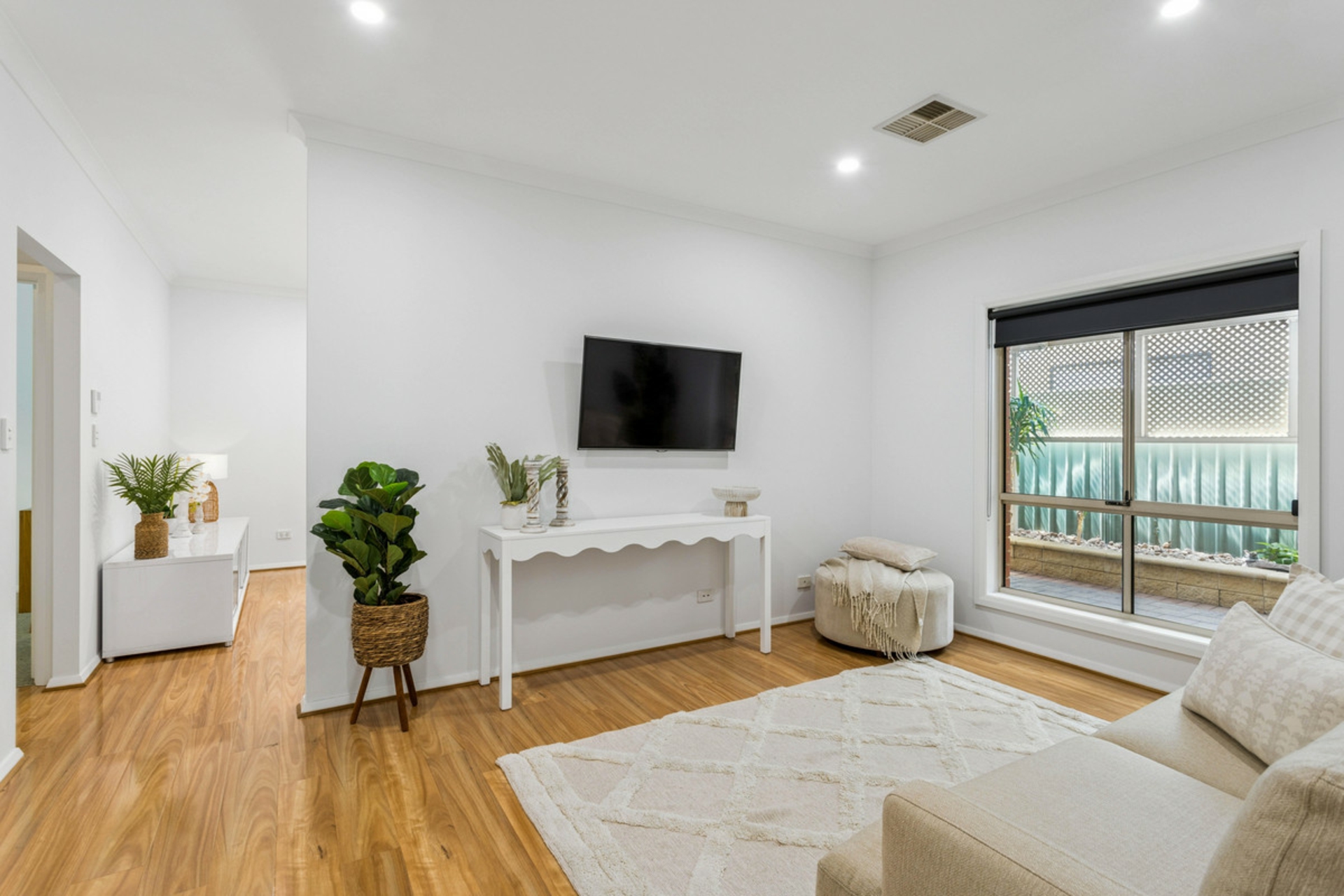 5 Mossman Street — photo 3 of 20