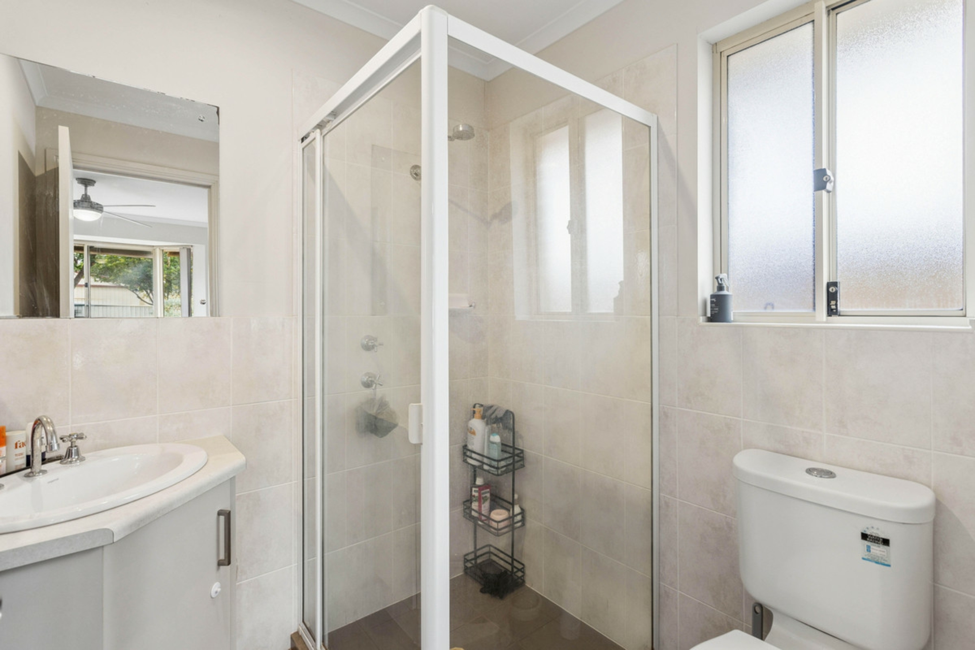 33 Strathaird Boulevard — photo 8 of 14