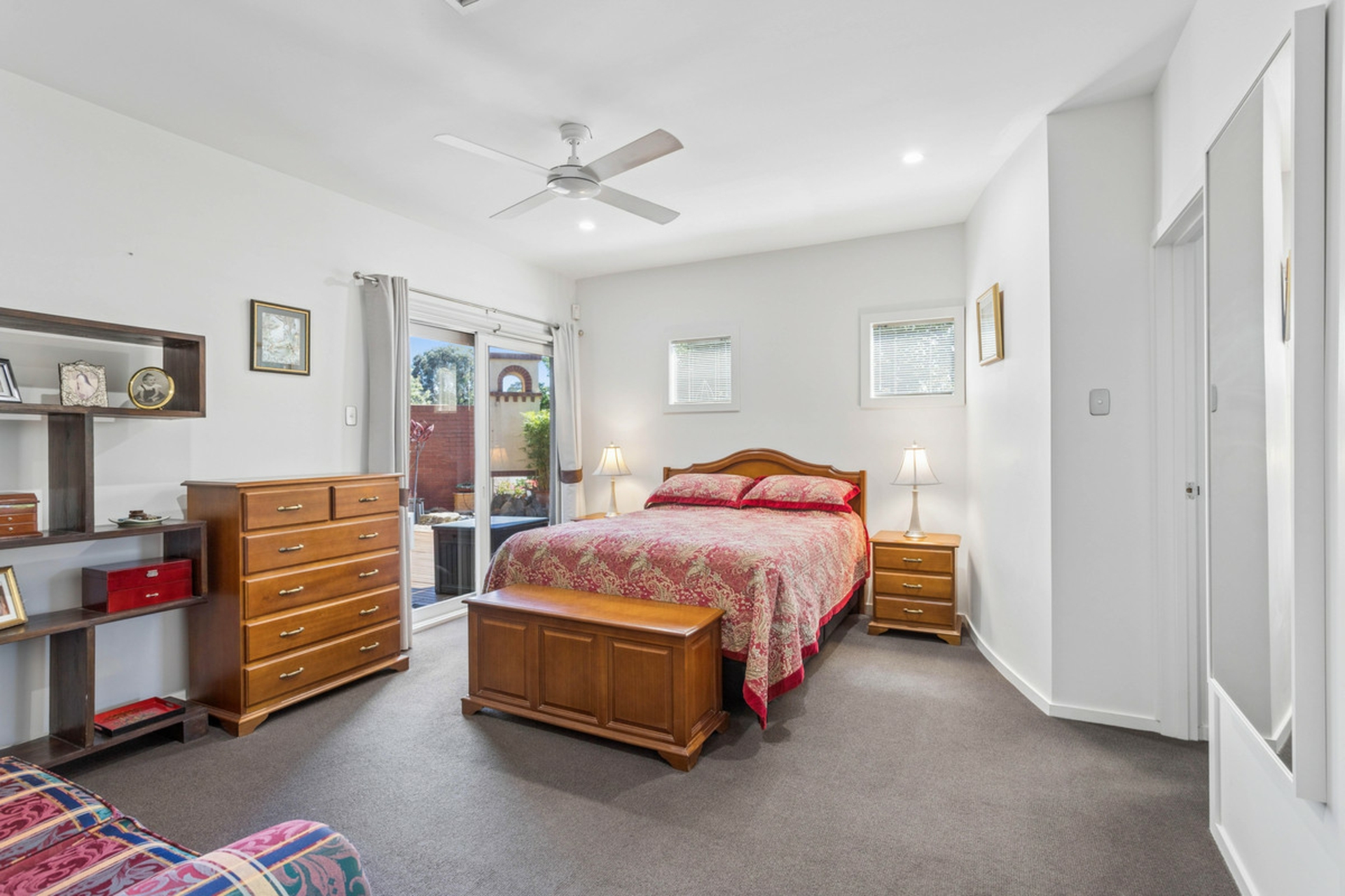 1 Lady Williams Place — photo 10 of 25