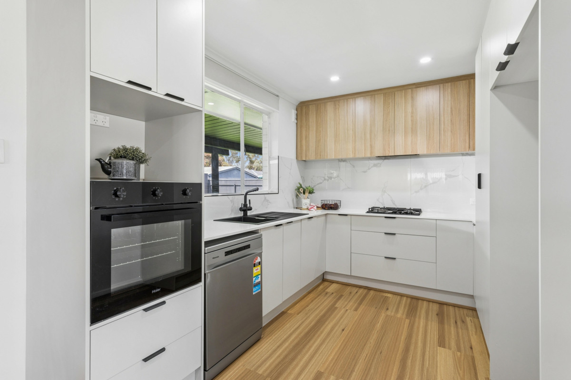 22 Jarman Avenue — photo 6 of 17