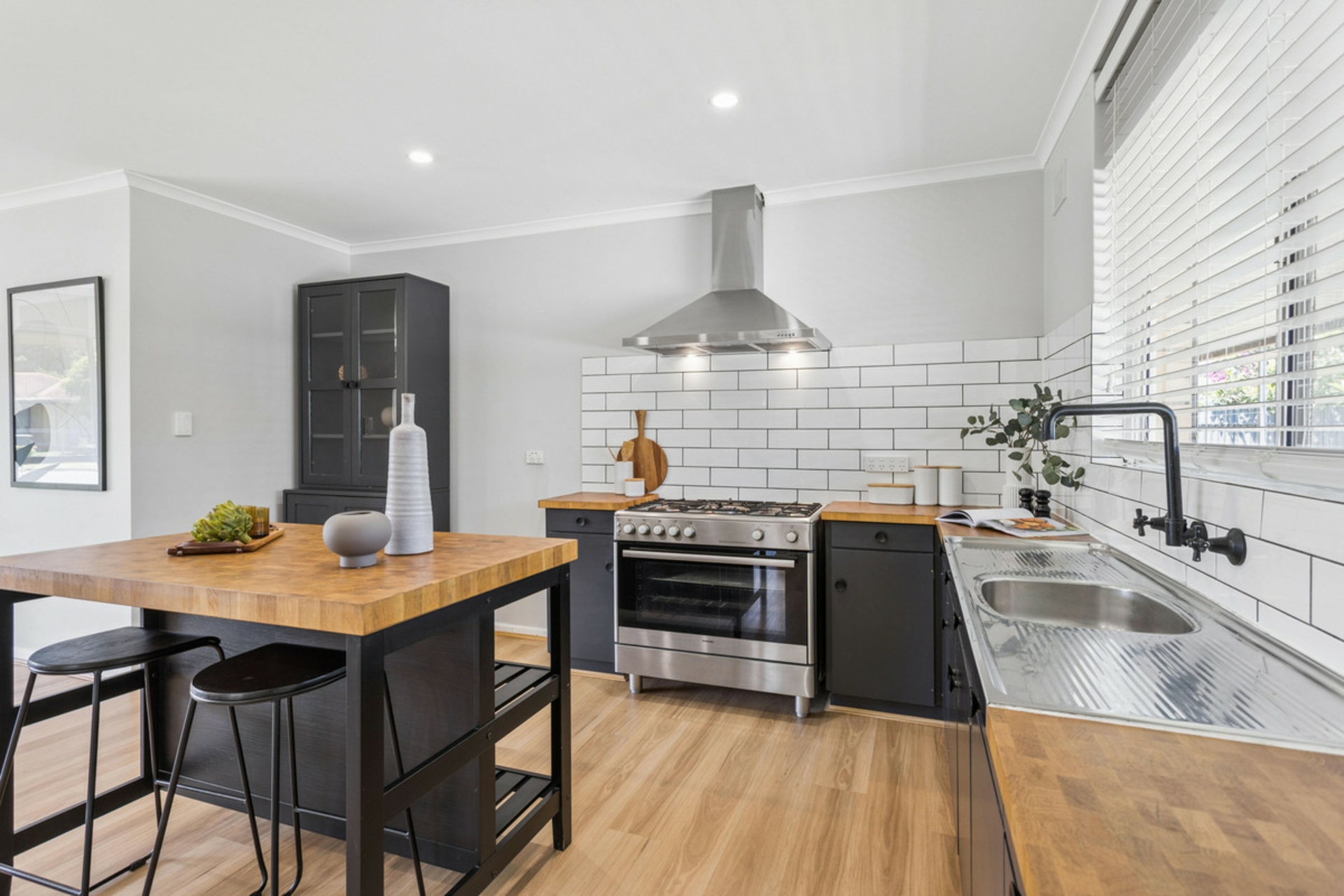 31 Jeffries Road — photo 9 of 22