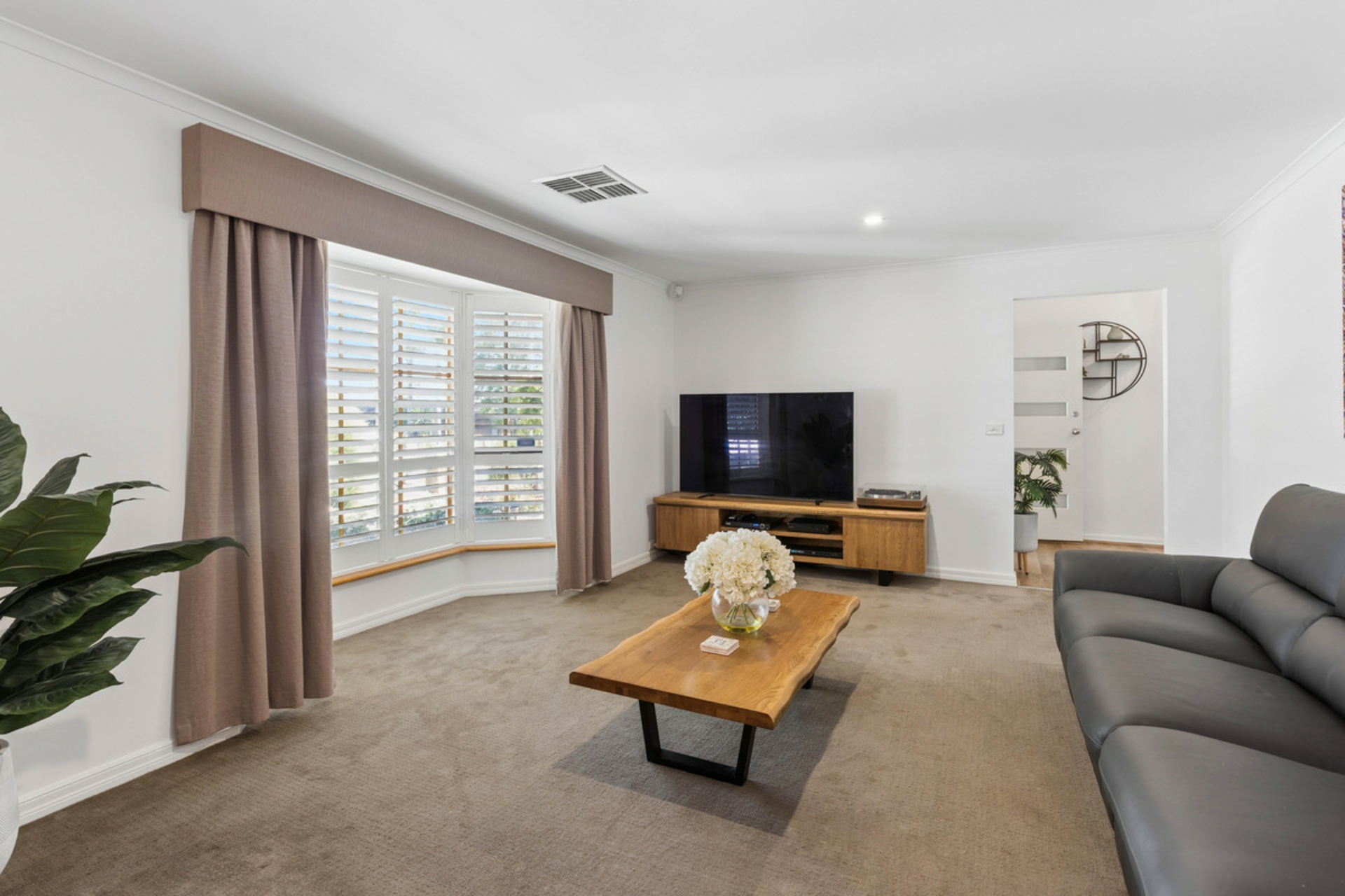 17 Coromandel Place — photo 4 of 23