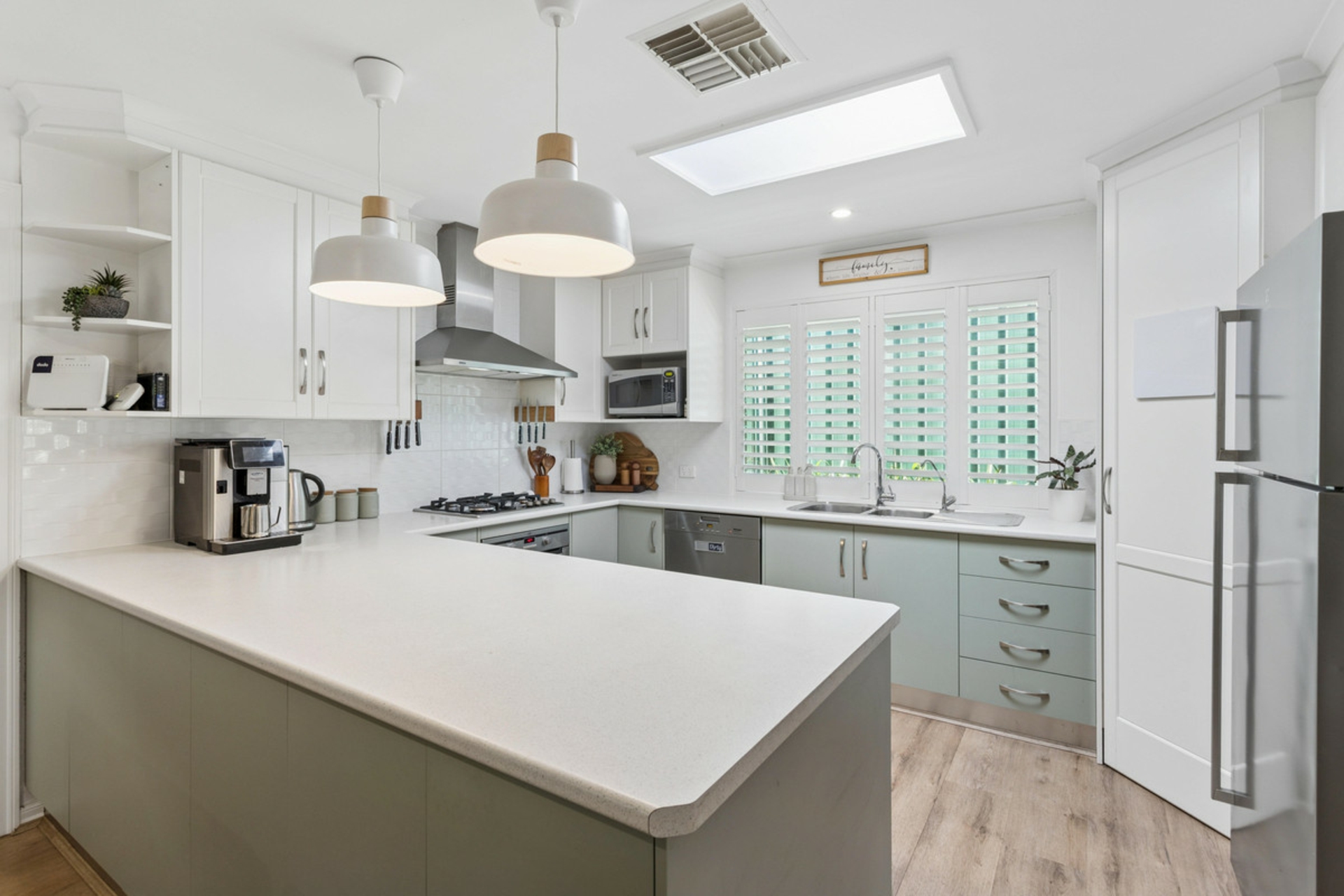 17 Coromandel Place — photo 8 of 23